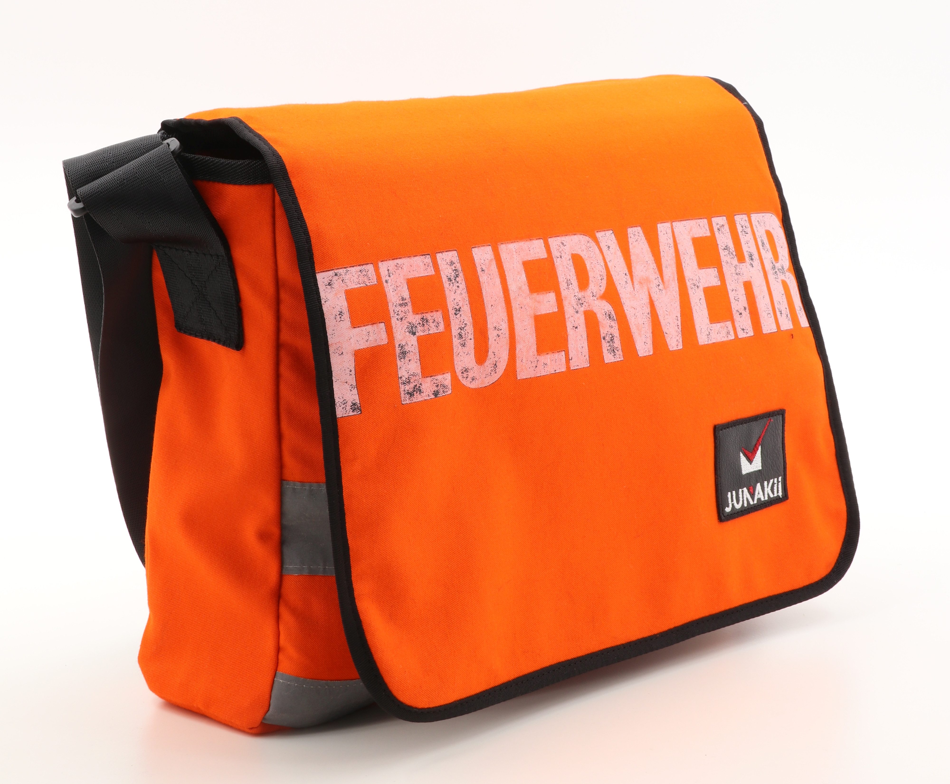 JUNAKii Messenger Bag, Nachhaltiger, funktionaler Begleiter. Unikat, robust, aus Europa