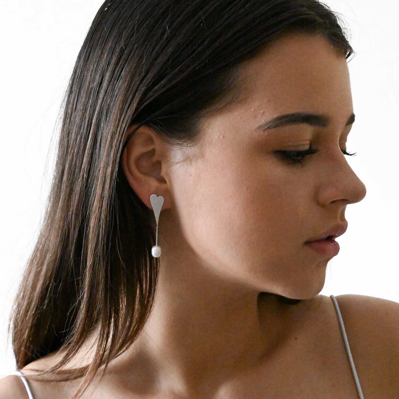 Runde Perlé Perlenohrringe Magdalena, handgefertigte Ohrringe, Süßwasserperlen, 925er Silber, 18K Gold