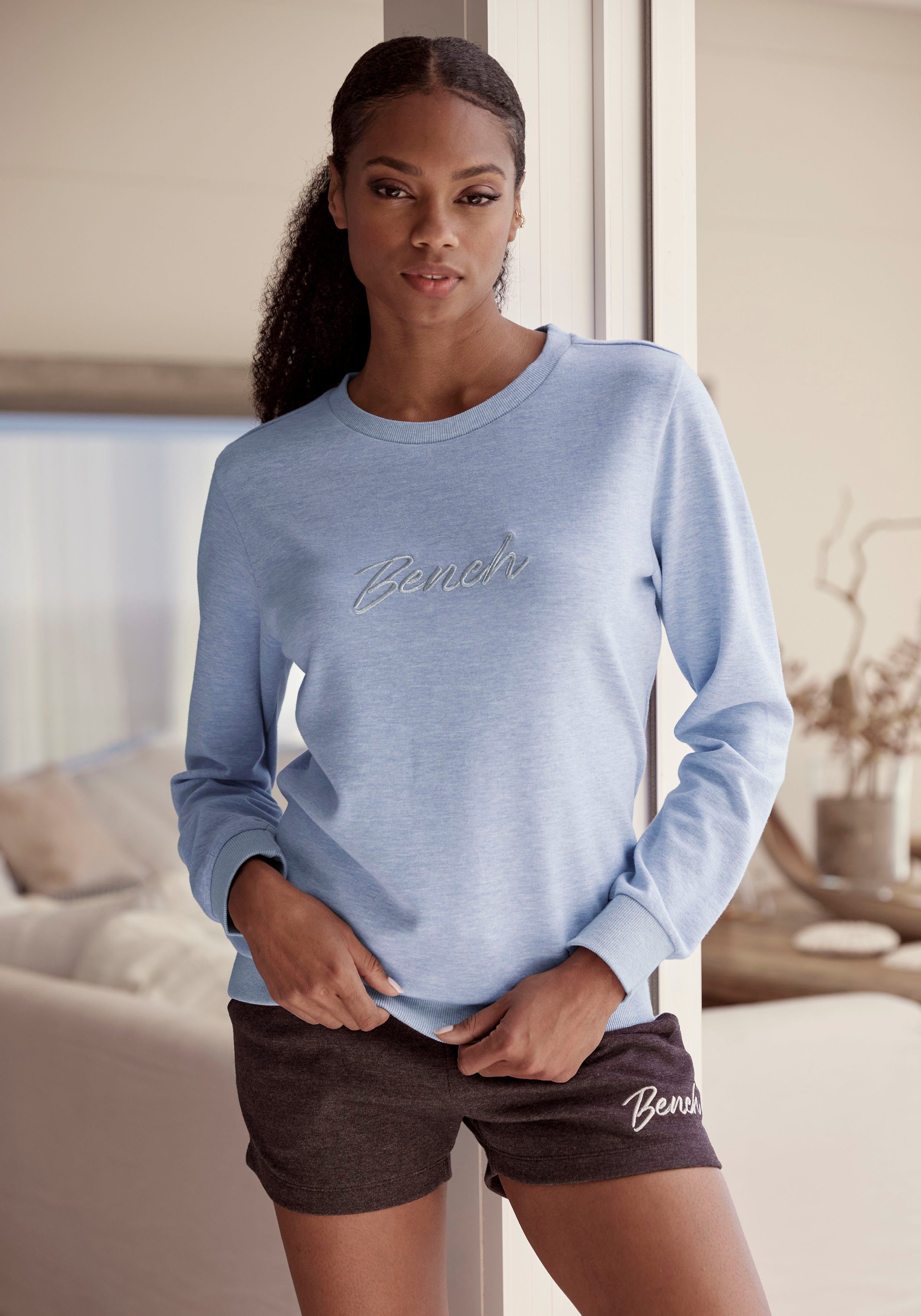 Bench. Loungewear Sweatshirt mit glänzender Logostickerei, Loungewear – Bild 5 von 5