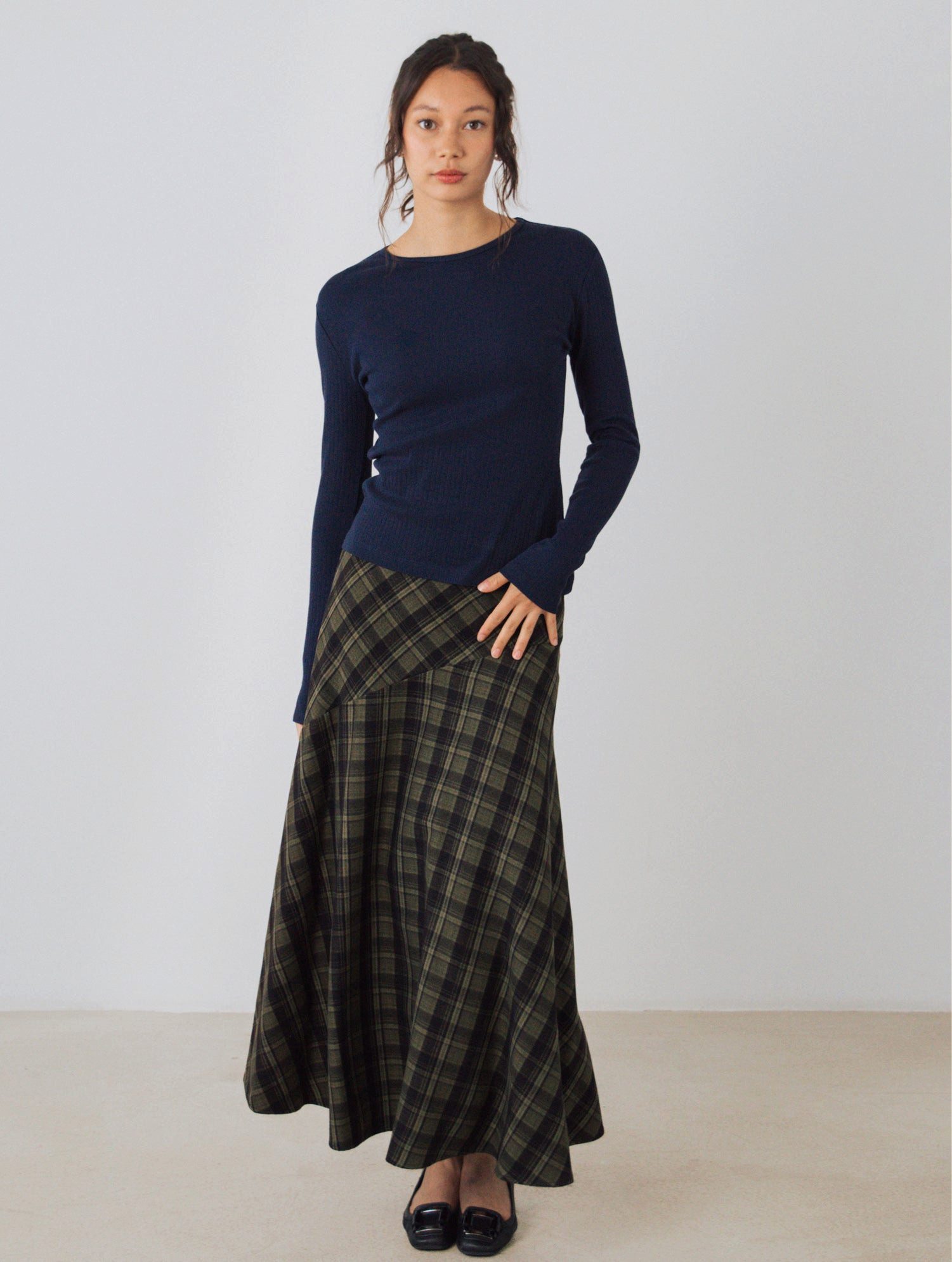 HONEST BASICS T-Shirt Geripptes Langarm Shirt aus Bio- und recycelter Baumwolle – Bild 2 von 4