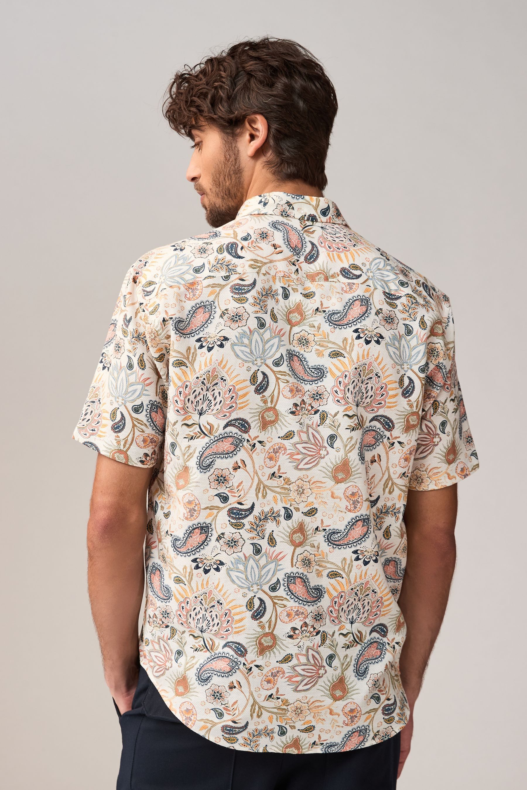 Next Kurzarmhemd Kurzarmshirt mit opulenter Blumenstruktur günstig online kaufen