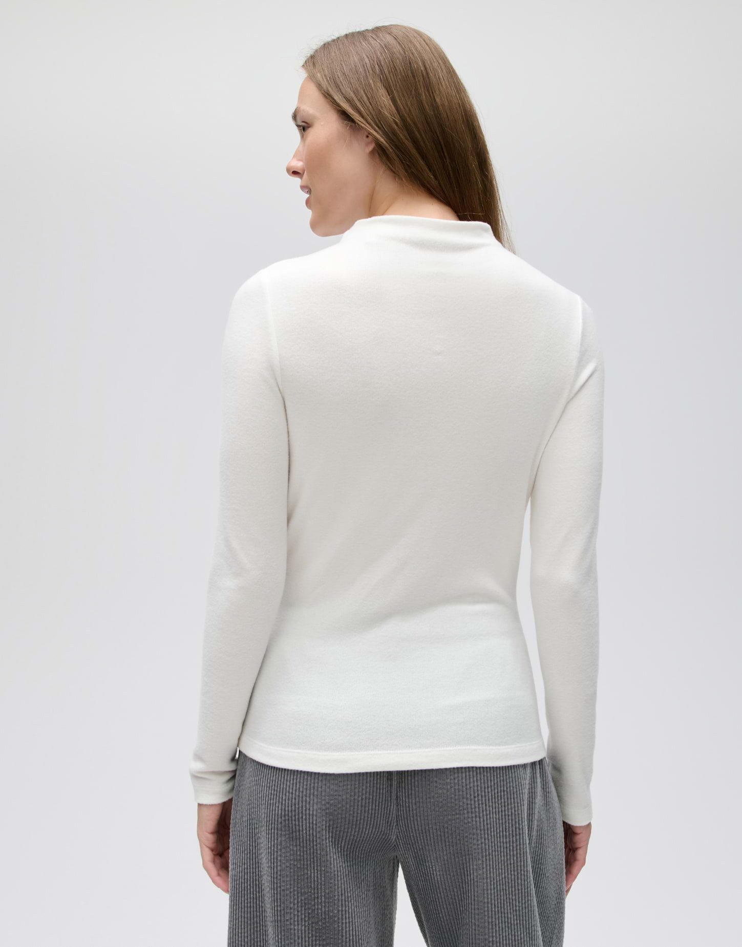 OPUS Longsleeve Sosemin aus Jersey mit angerauter Oberfläche Figurbetonte Silhouette mit Funnel Neck und softer Jerseyhaptik – Bild 3 von 5