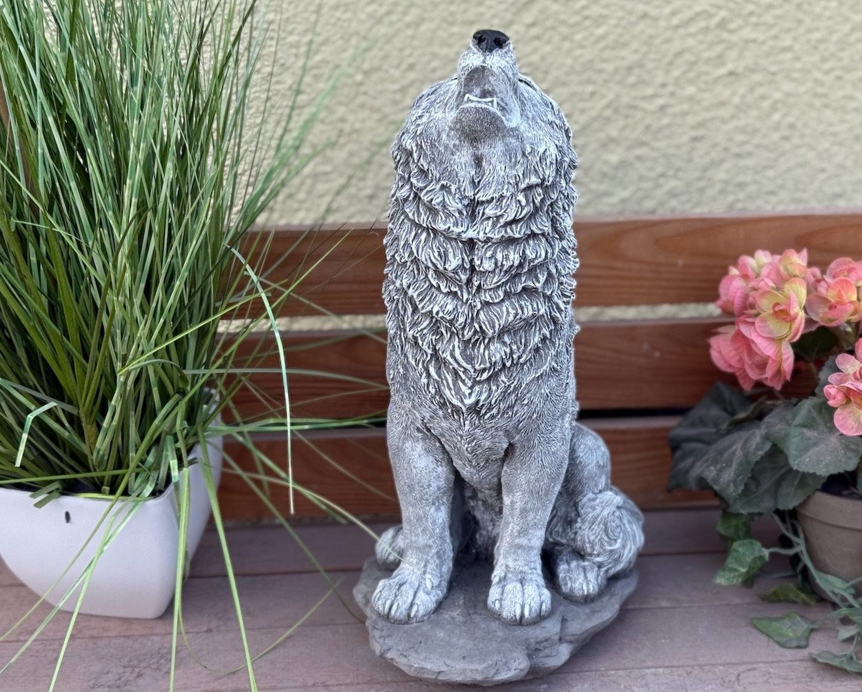 Stone and Style Gartenfigur Frostfeste Steinfigur Wolf groß majestätisch