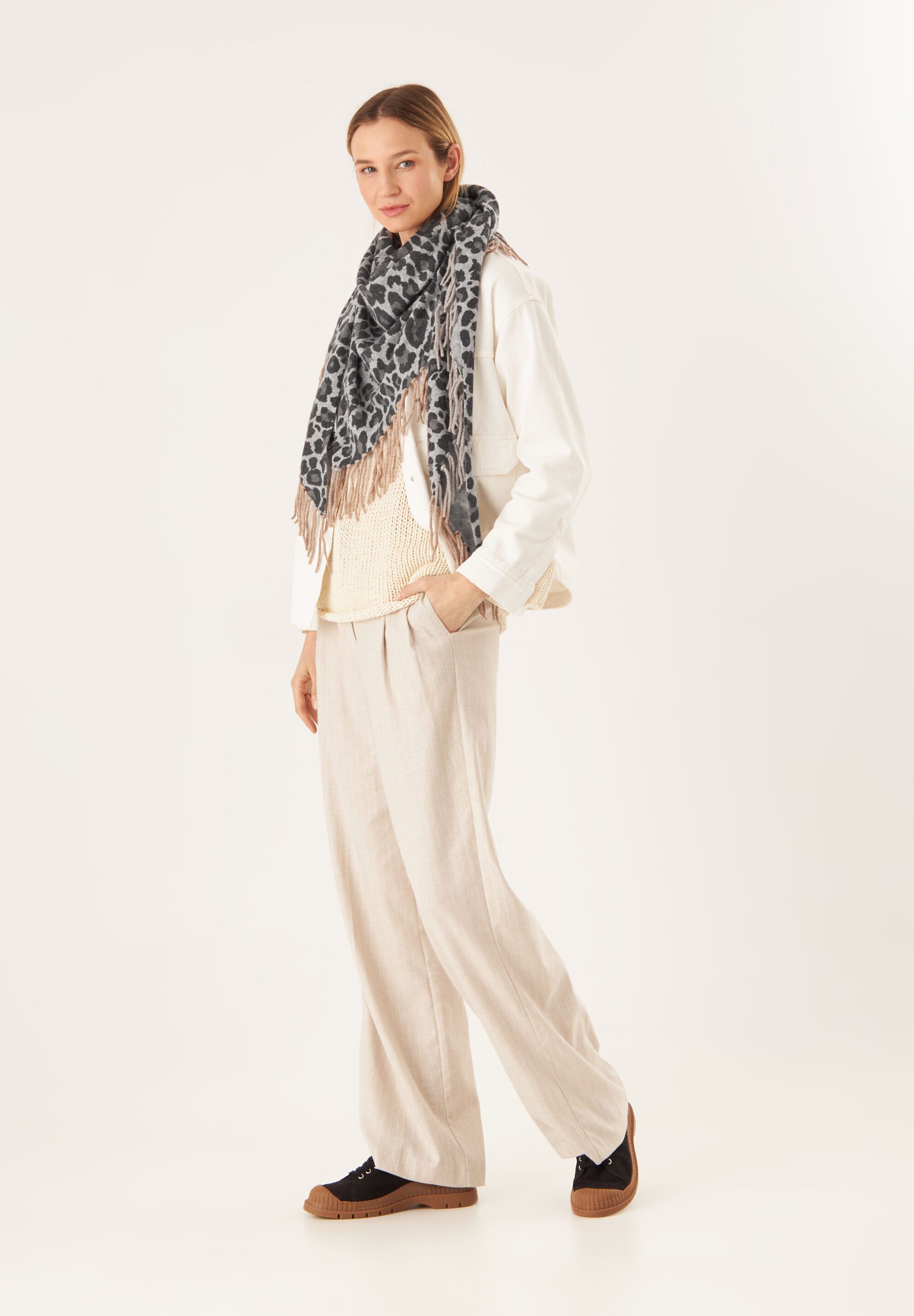 Codello Dreieckstuch, (1-St), mit Leo-Muster