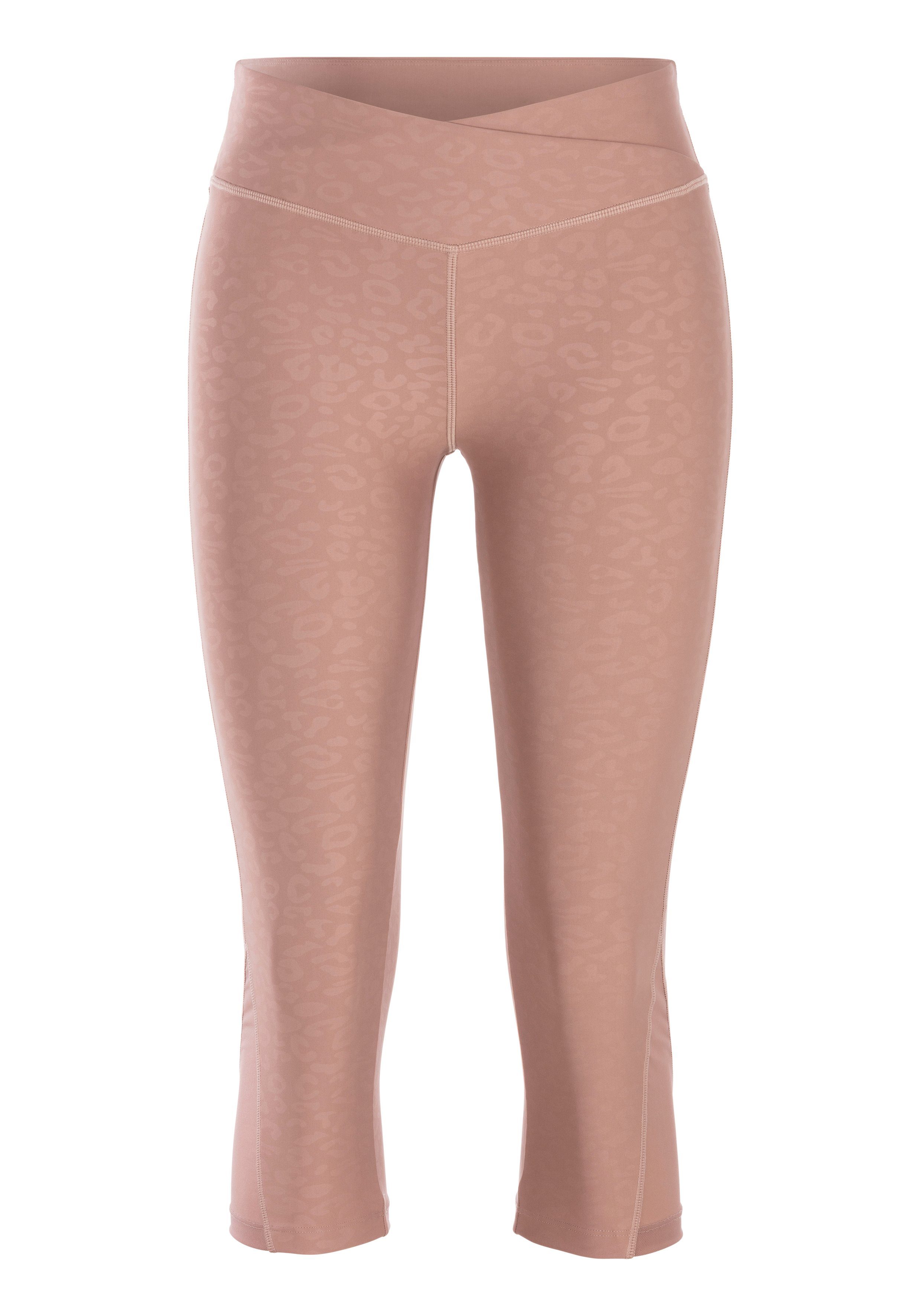 LASCANA ACTIVE Caprileggings Sporthose in Allover-Leo-Optik. € 44,99