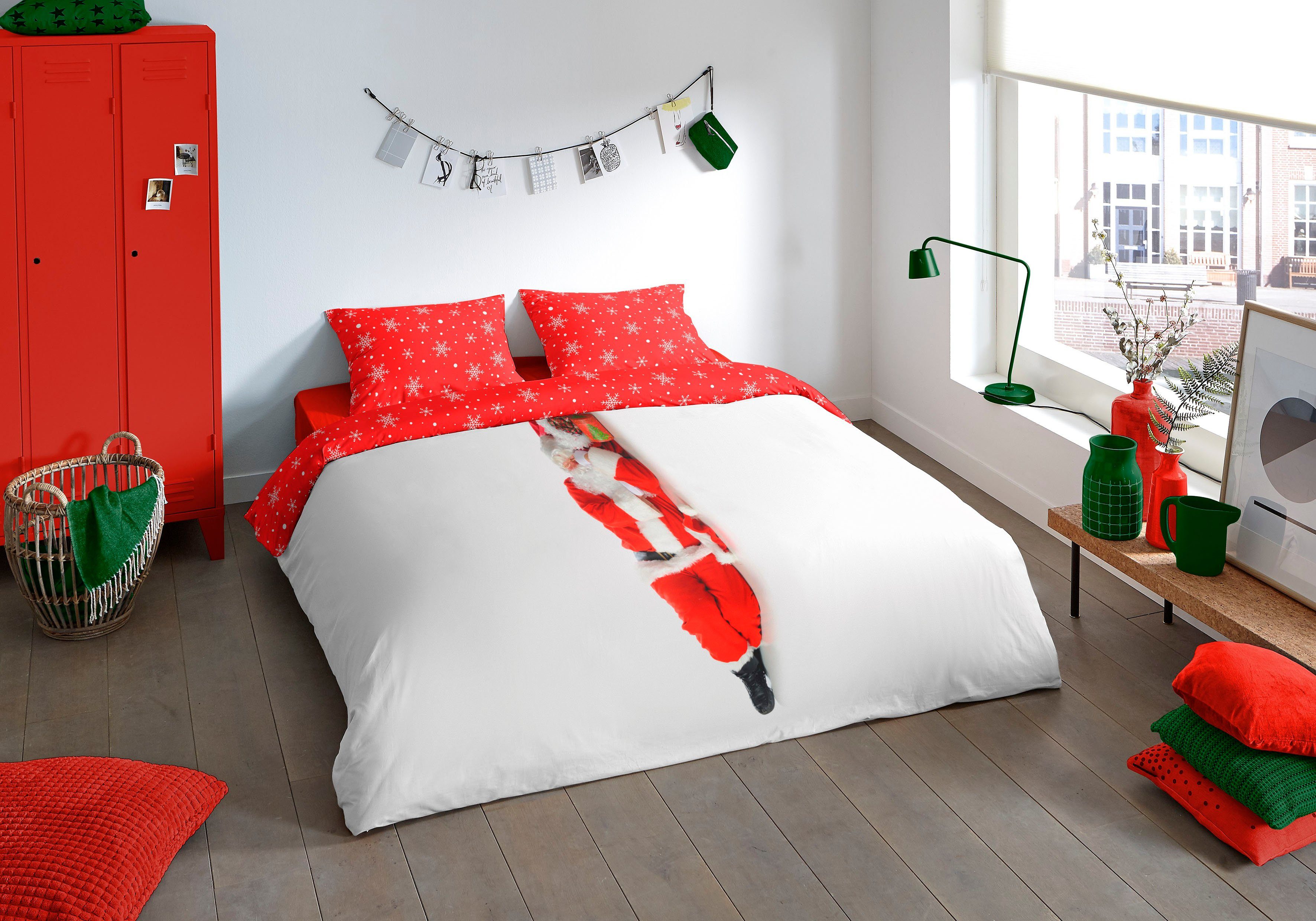 PURE luxury collection Wendebettwäsche Santa, Microfaser, 2 teilig, Mikrofaser, 135x200, 2 Teilig, Reißverschluss, Wendeoptik, Weihnachten