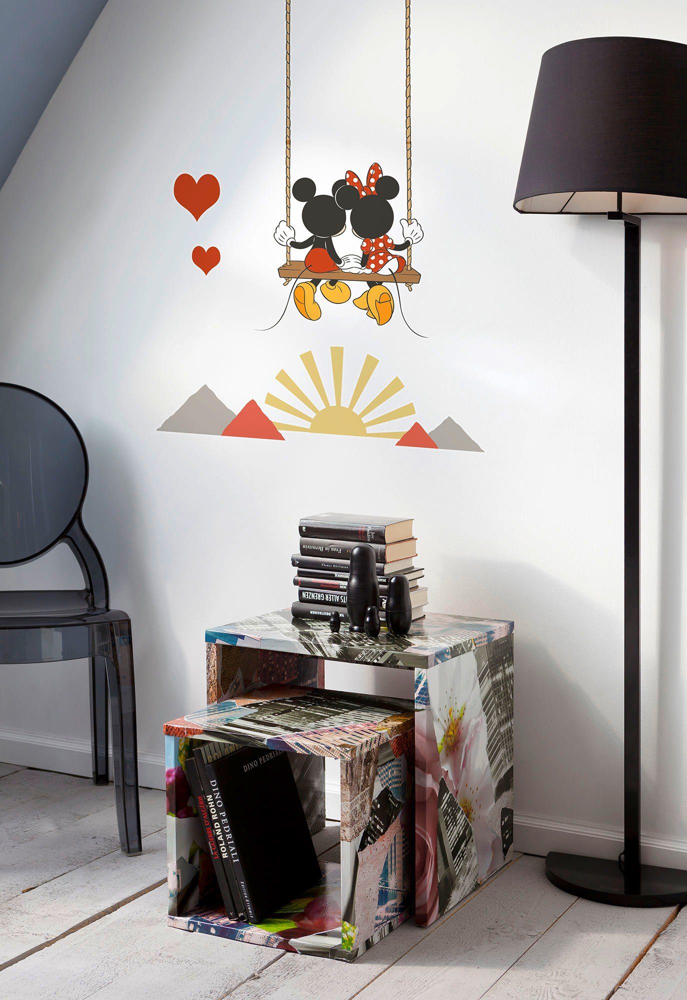 Komar Wandtattoo Mickey Swing - Größe 50 x 70 cm (7 St), selbstklebend, Wandsticker, Kinderzimmer