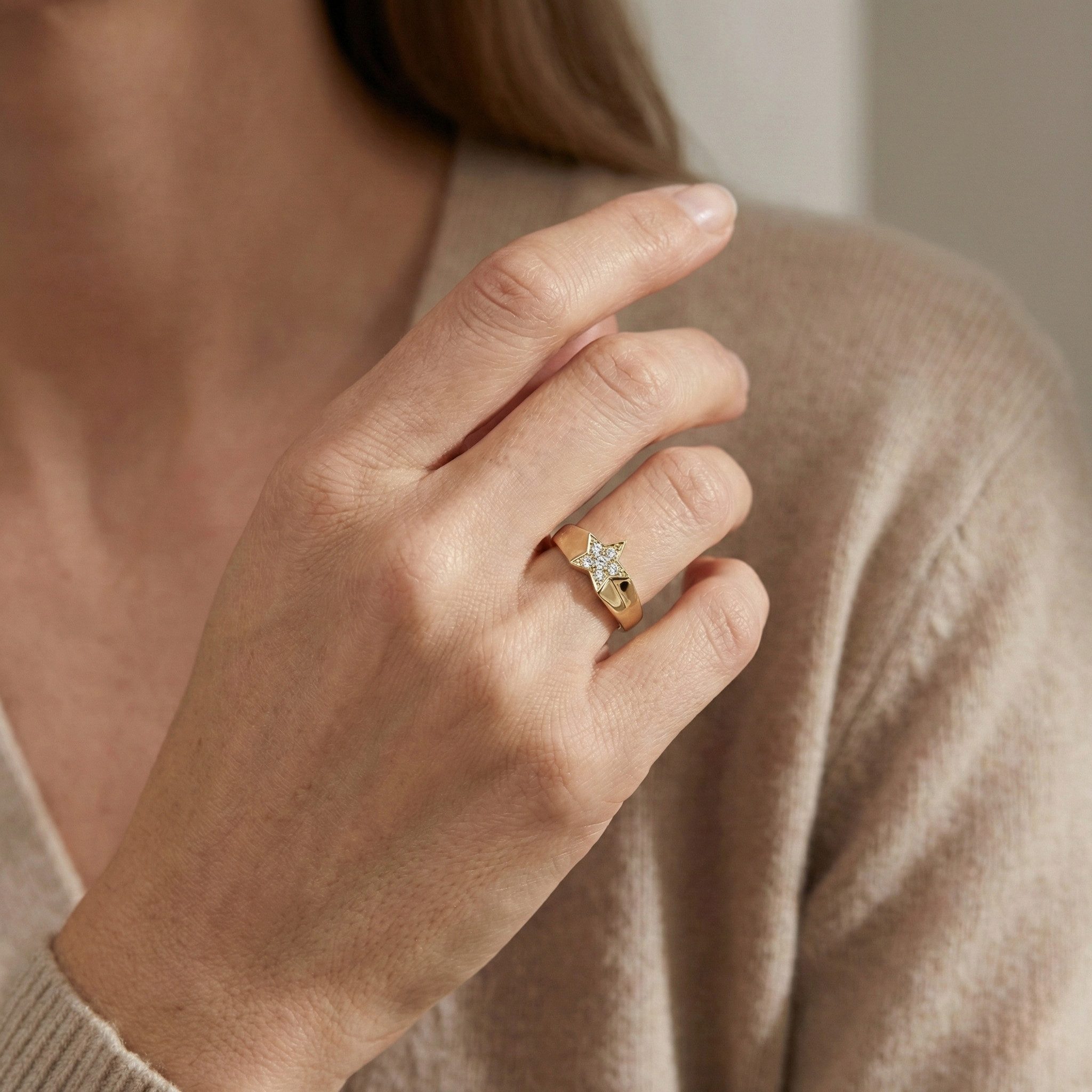 Suzan Gold Goldring Starflare Ring – Damenring aus 375 Echtgold