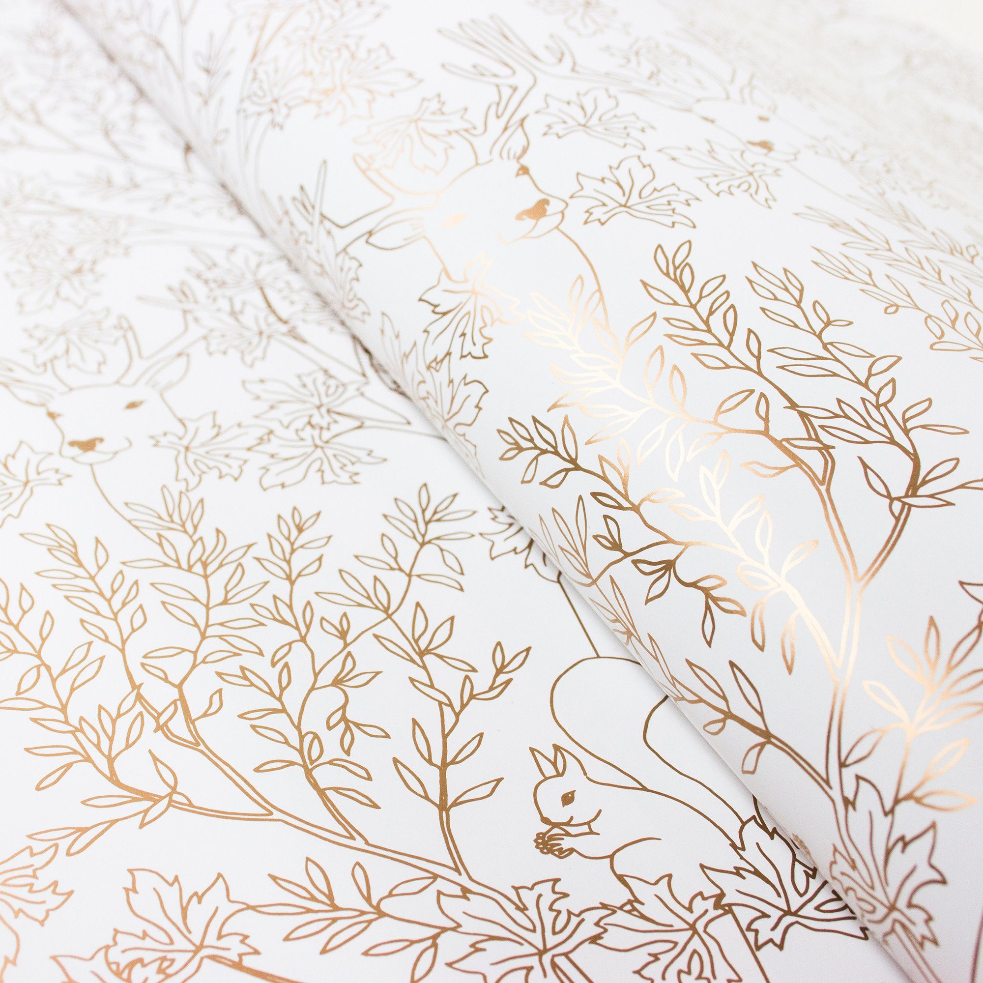 Bow & Hummingbird Geschenkpapier Geschenkpapier Deep Forest, 100% Recyclingpapier