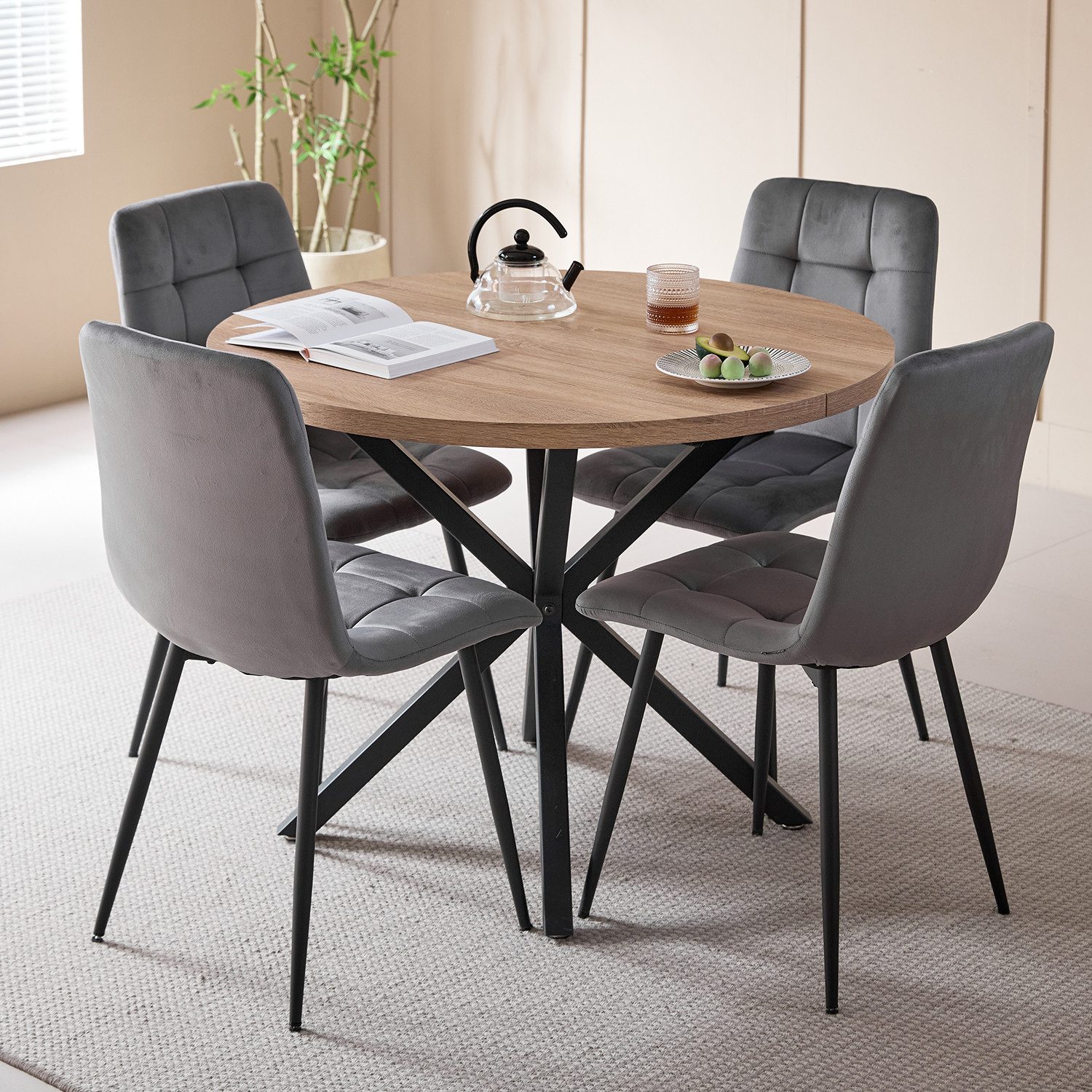 GrandCA HOME Essgruppe Tisch- und Stuhl-Set im Nordischen Stil, Essgruppe mit Stühlen, (5-tlg), Stühle aus Dutch Velvet / Cord, Metallbeine, Schwarz/Grau