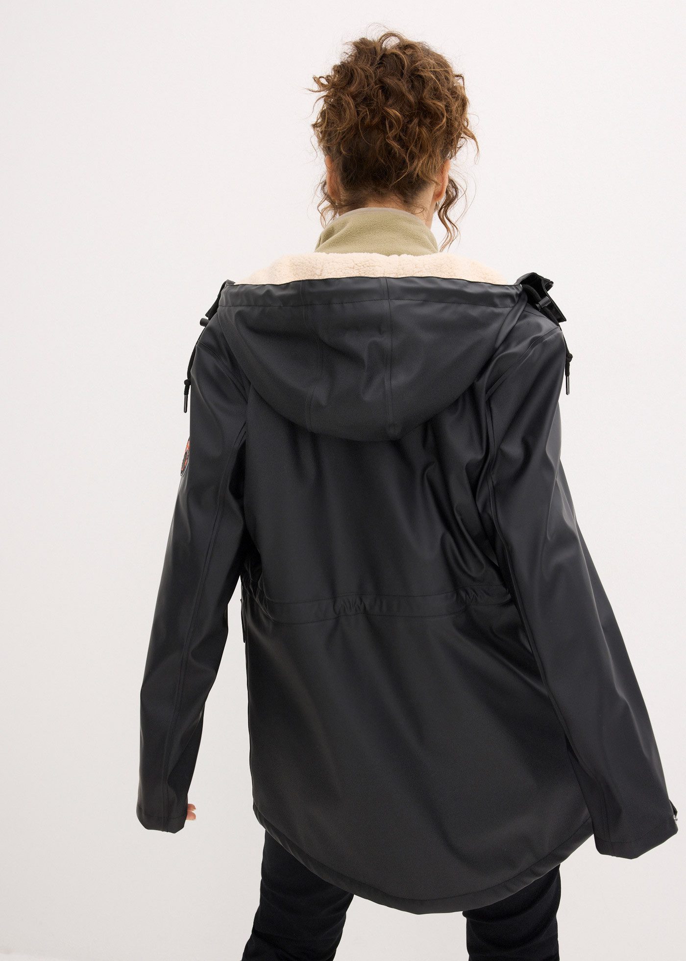bonprix Regenjacke gefüttert mit Teddyfutter, wasserdicht, lässige Passform