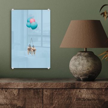 MuchoWow Acrylglasbild Zwei Möpse auf blauen und rosa Luftballons, (1 St), Glasbilder - Bilder auf Glas Wandbild - Foto auf Glas - Wanddekoration
