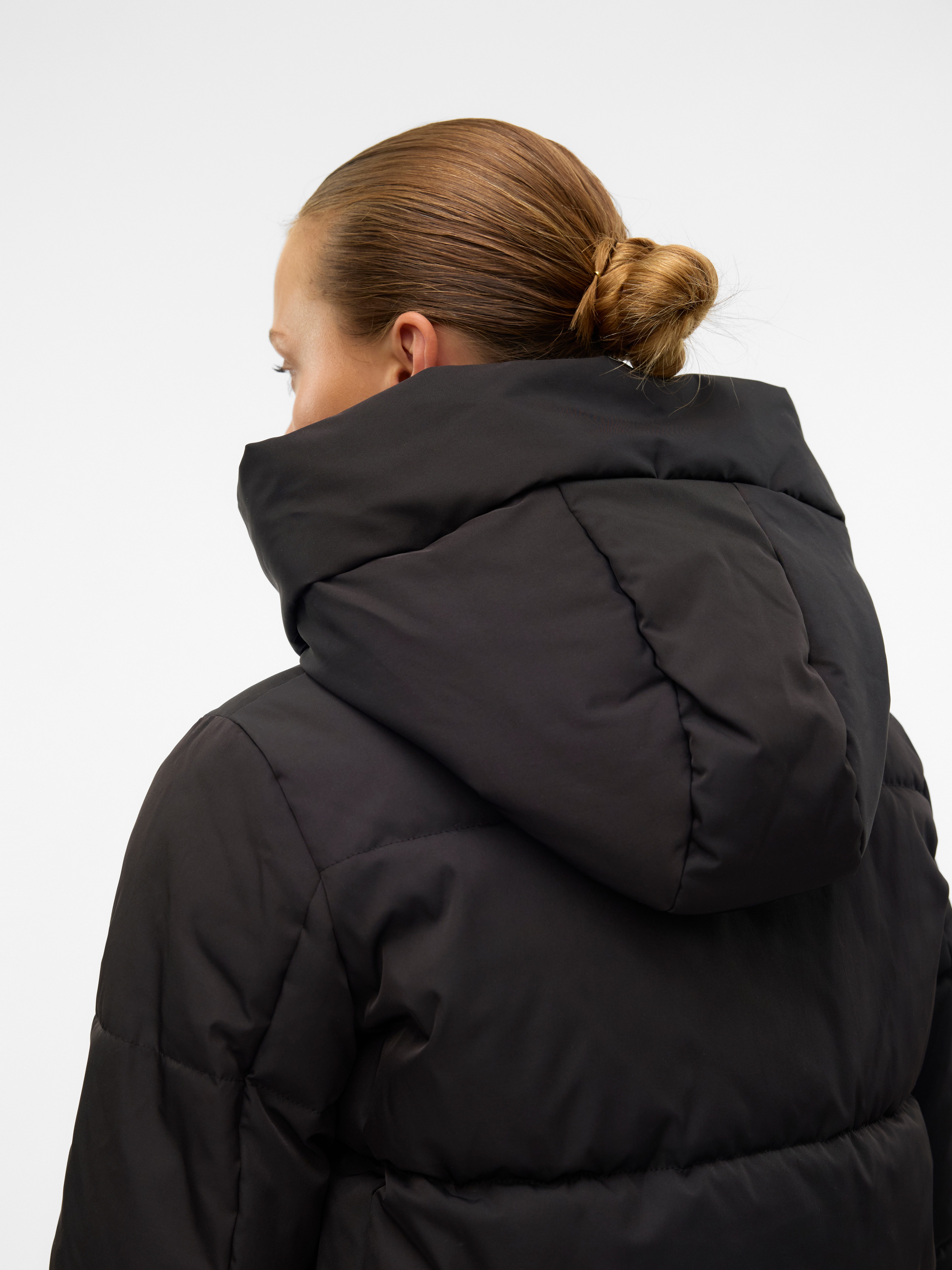 Vero Moda Steppjacke VMSTELLA SHORT JACKET NOOS Polyester-Steppqualität, verdeckter Reißverschluss, Kapuze