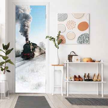 wandmotiv24 Türtapete Dampflok im Schnee, Eisenbahn, Rauch, glatt, Fototapete, Wandtapete, Motivtapete, matt, selbstklebende Dekorfolie
