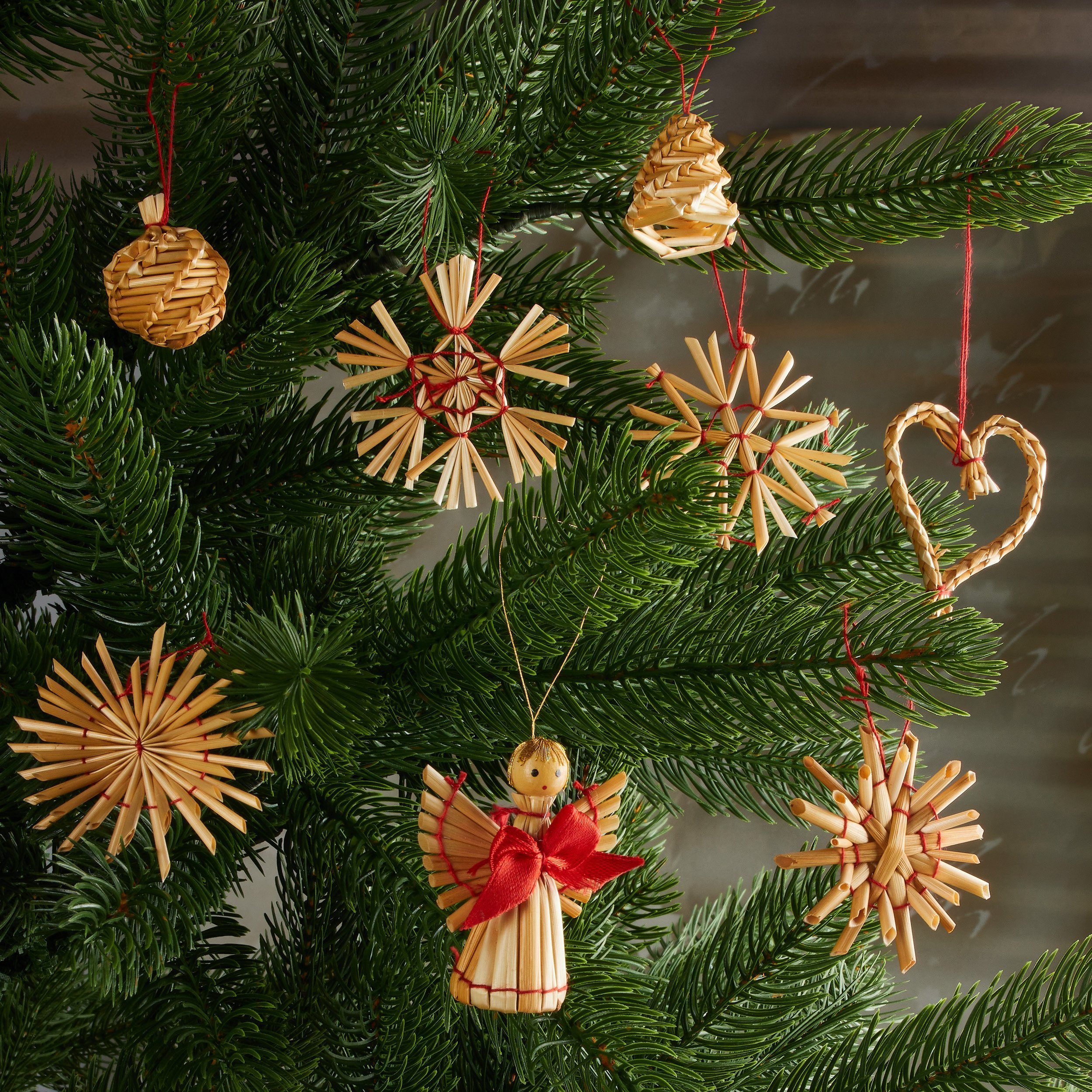 hohe (48-tlg), 6,5 Set cm Weihnachtliches zu handgefertigt bis Christbaumschmuck BRUBAKER Christbaumanhänger Strohsterne aus Stroh,