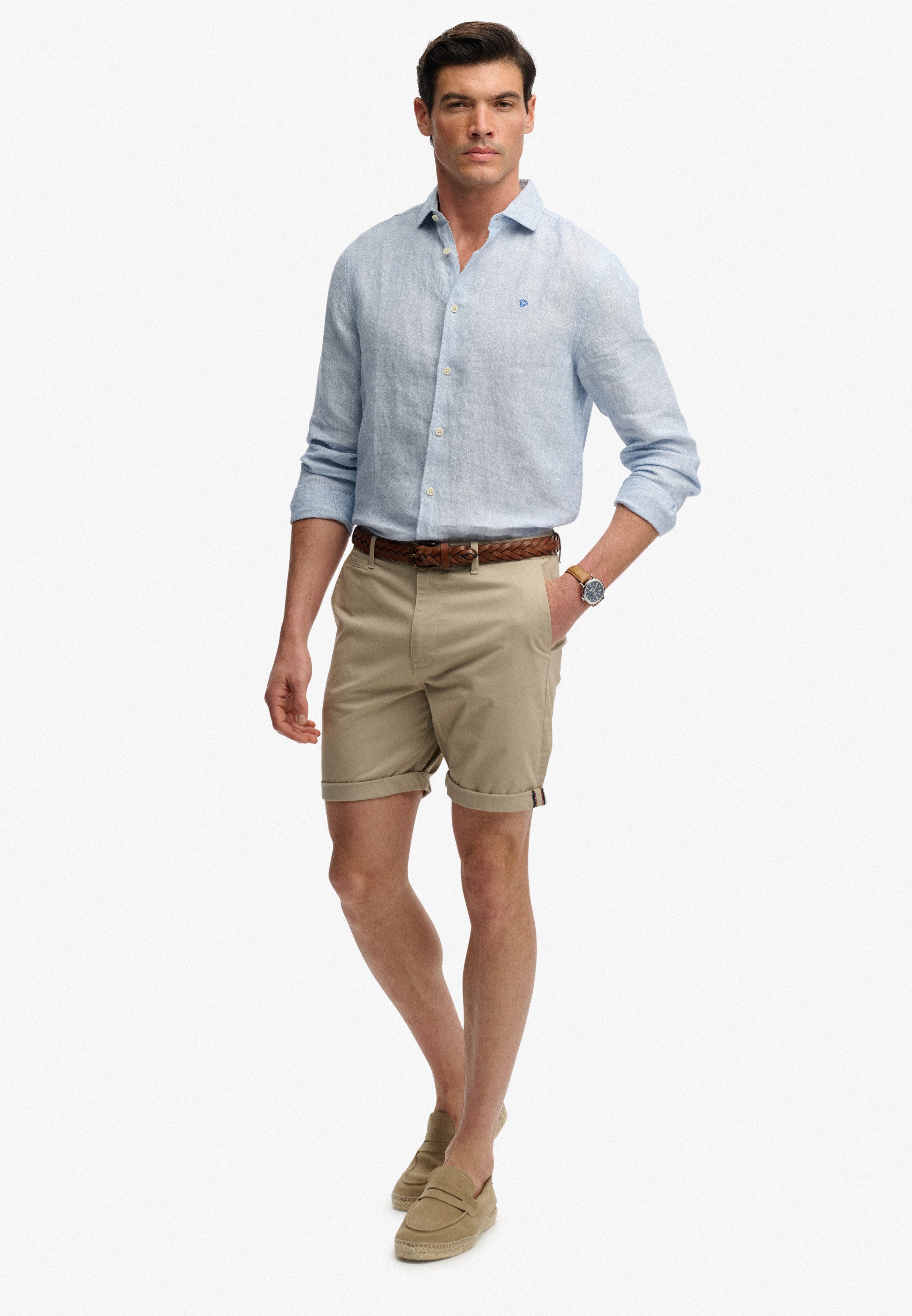 Superdry Chinoshorts PREMIUM REGULAR CHINO SHORT aus Baumwollmischung mit Elasthan, Relaxed Fit, unifarben, knielang
