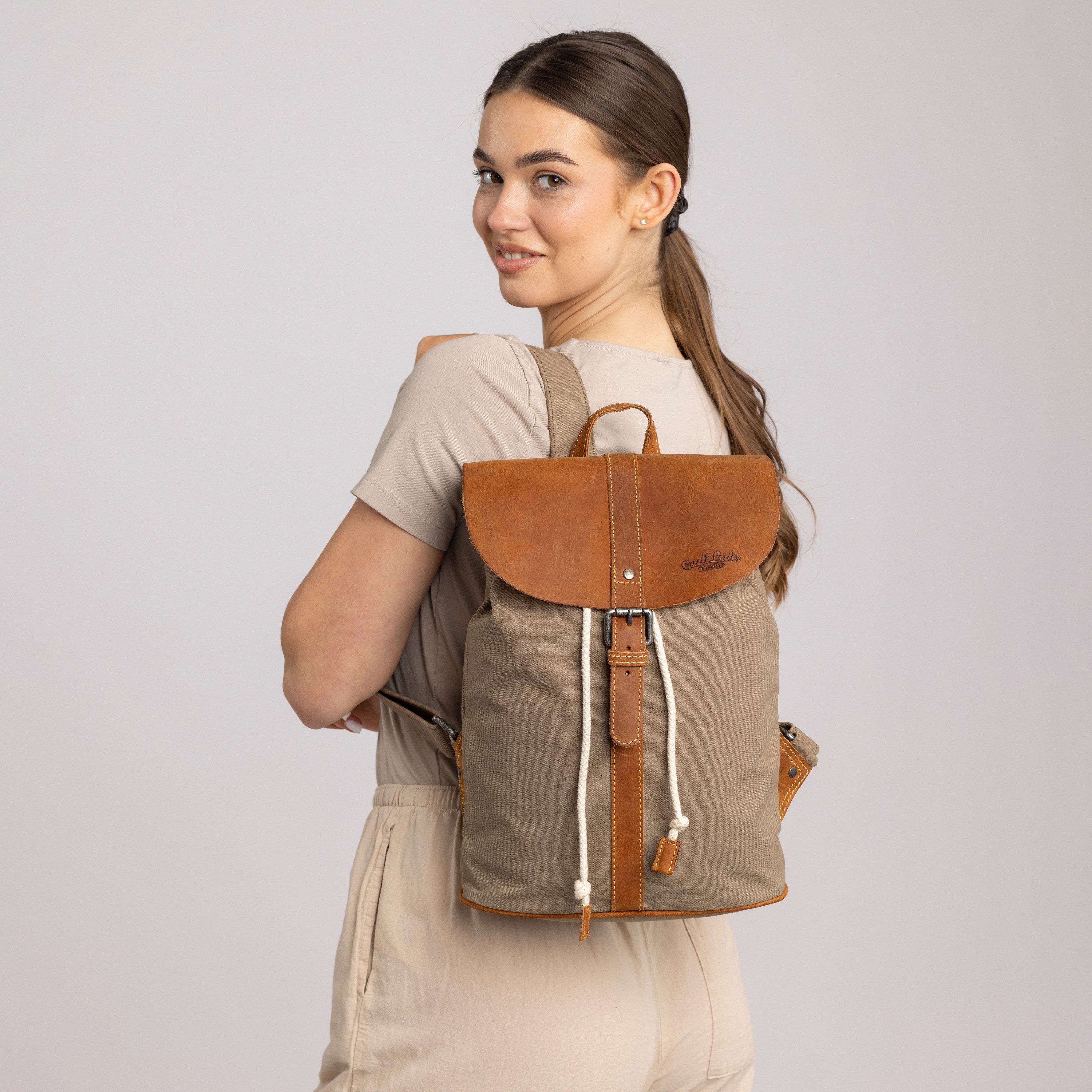 Gusti Leder Rucksack Gusti Leder Rucksack Paula M (1-tlg)