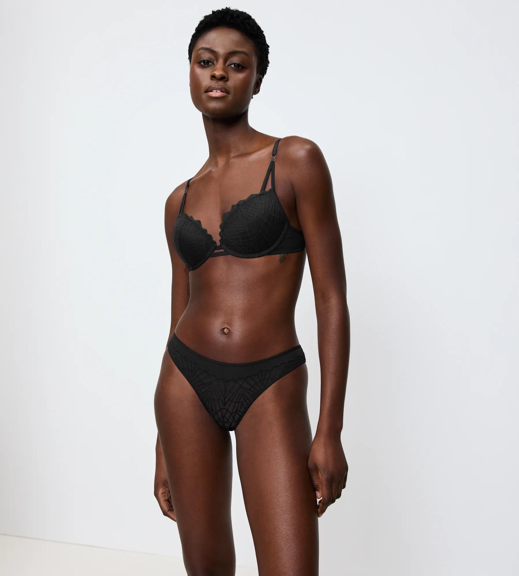 Triumph Brasilslip That Night in Vegas aus Spitze und Mesh, elastisch, figurbetont, elegant – Bild 5 von 5
