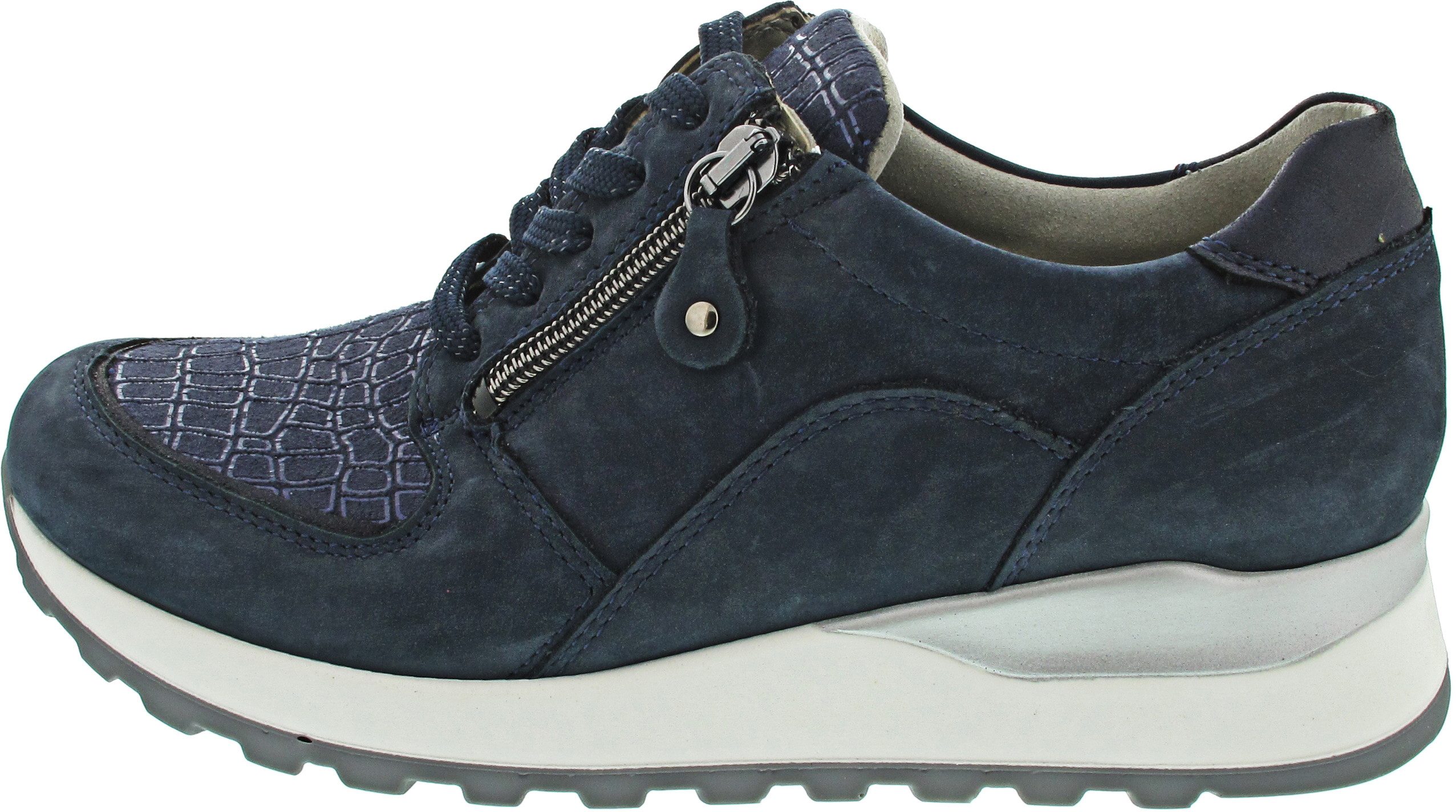 Schnürschuh
