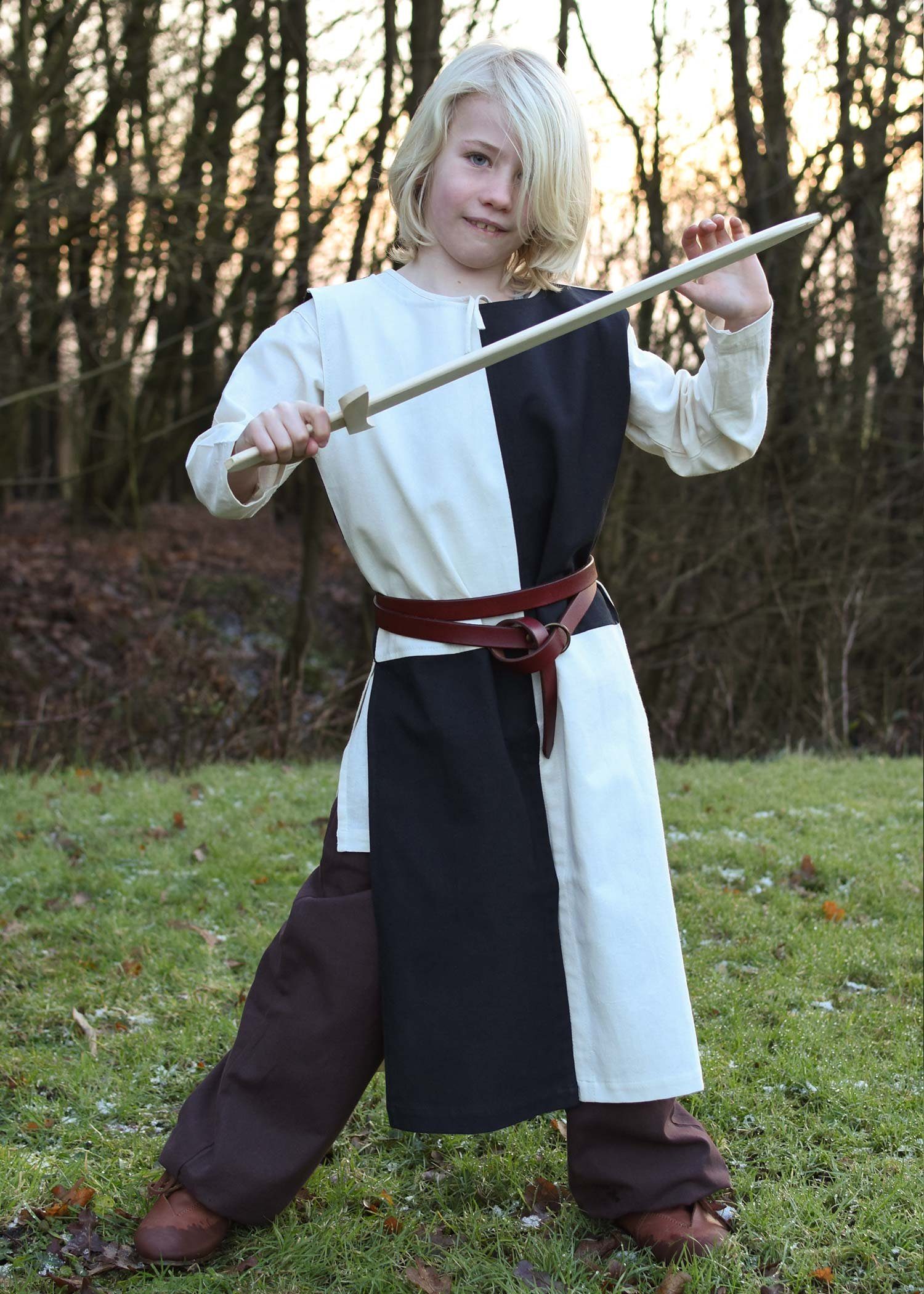 Battle Merchant Ritter-Kostüm Mittelalterlicher Kinder-Waffenrock Lucas Mi-Parti, natur/schwarz