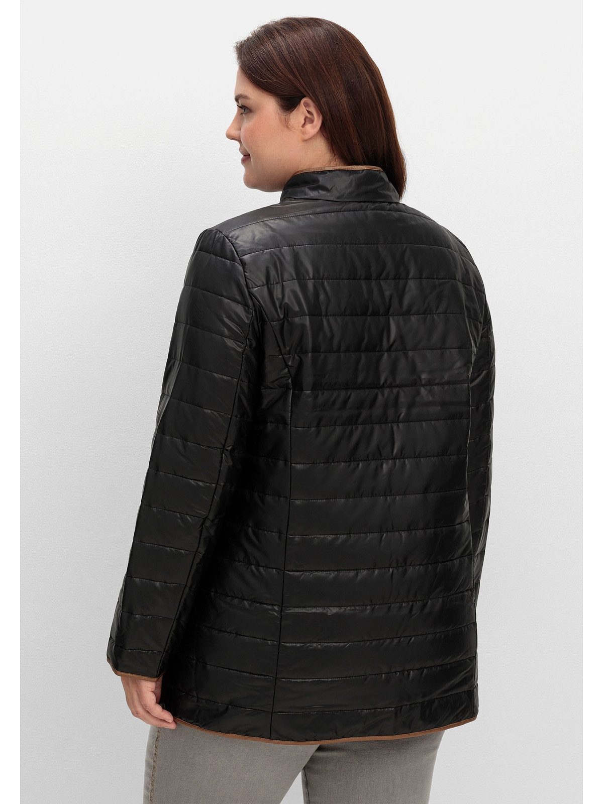 Sheego Steppjacke Große Größen mit Stehkragen und Kontrastdetails