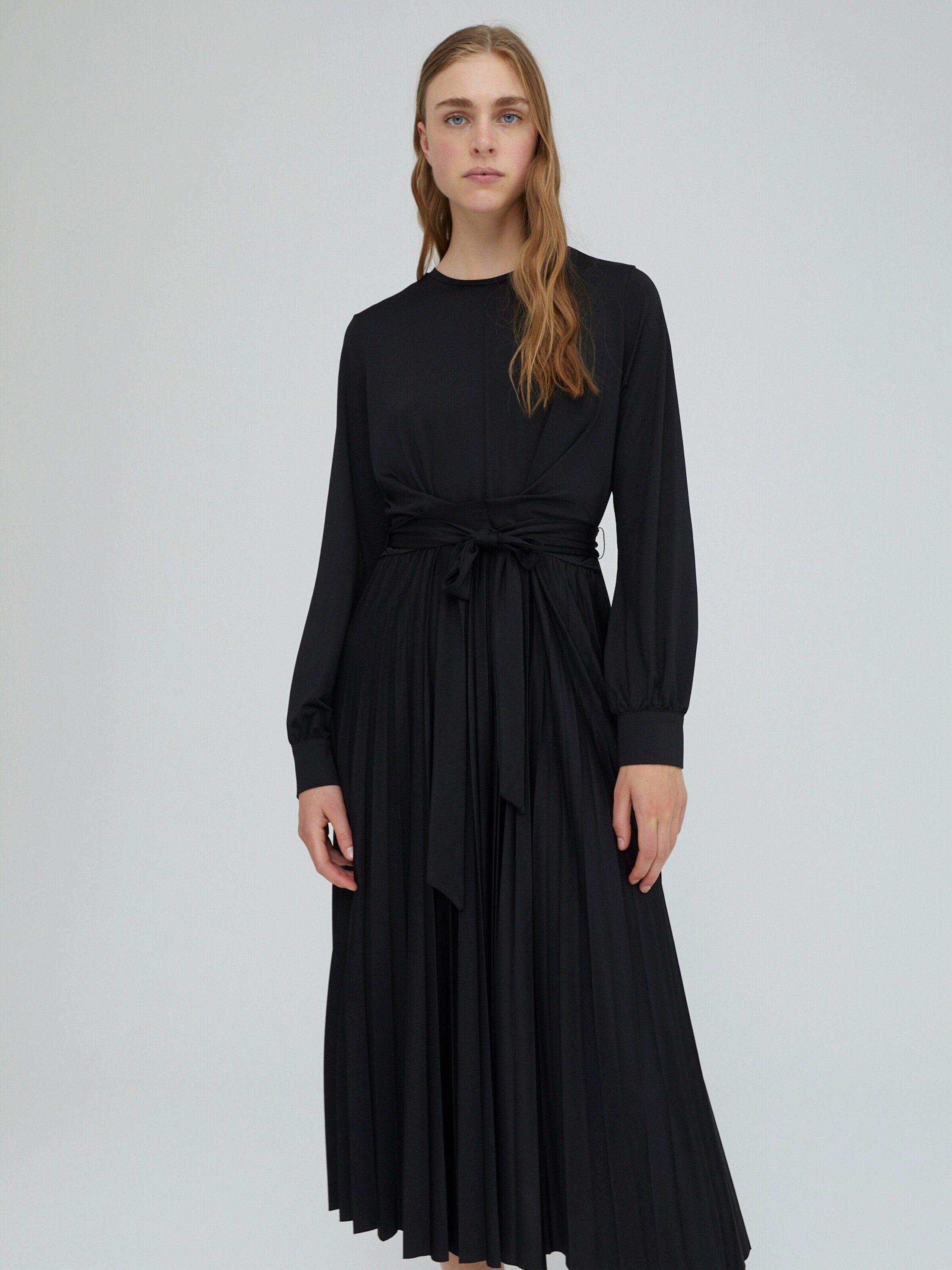EDITED Sommerkleid Ravena (1-tlg) Plissee