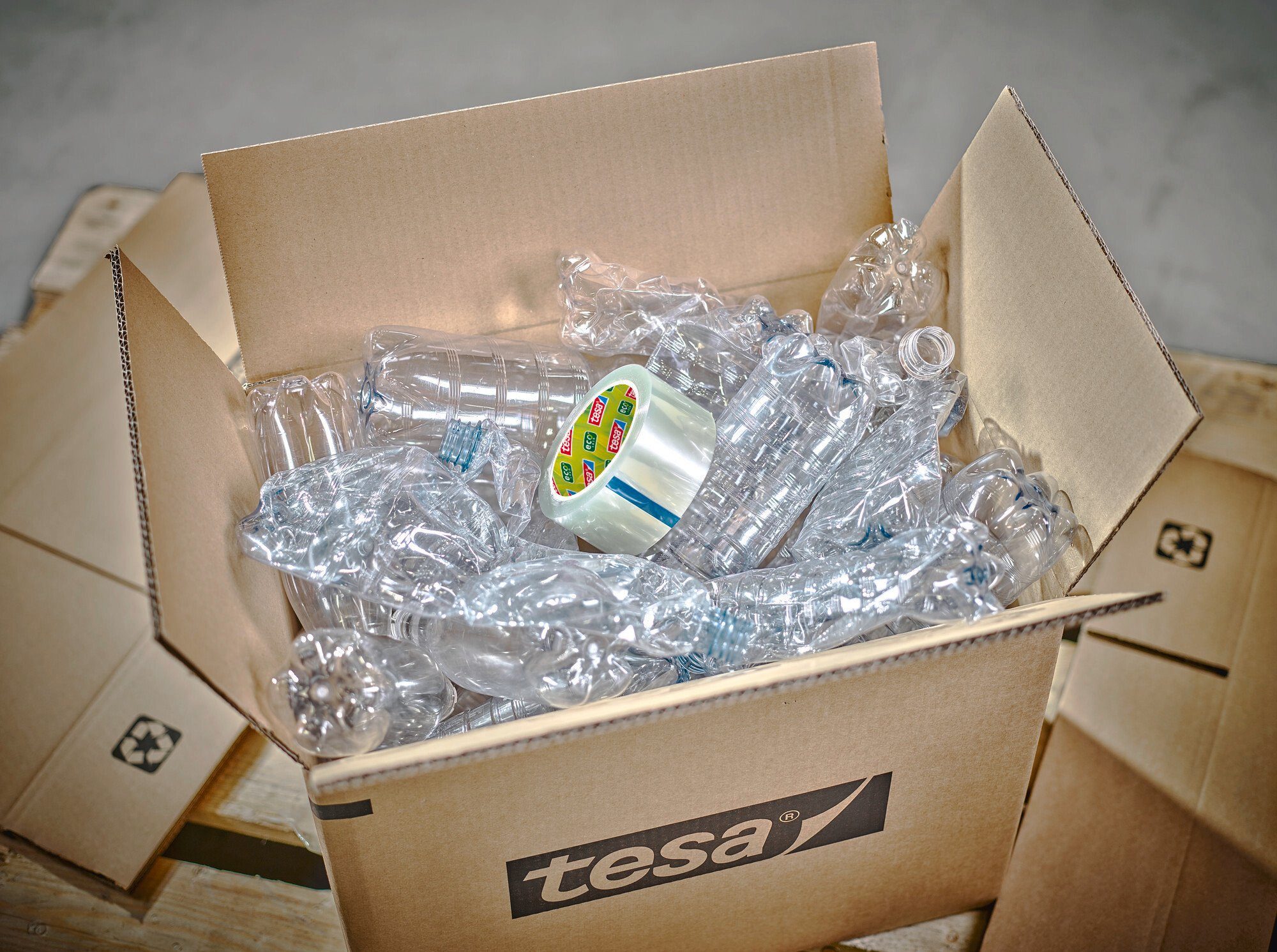 tesa Klebeband & Verpacken & Ultra - Rolle Strong Strong 66m 1-St., Eco Ultra Eco 1 : tesapack & tesapack (Packung, Paketklebeband einfaches 50mm 50mm) Verschließen transparent ecoLogo, 66m - x