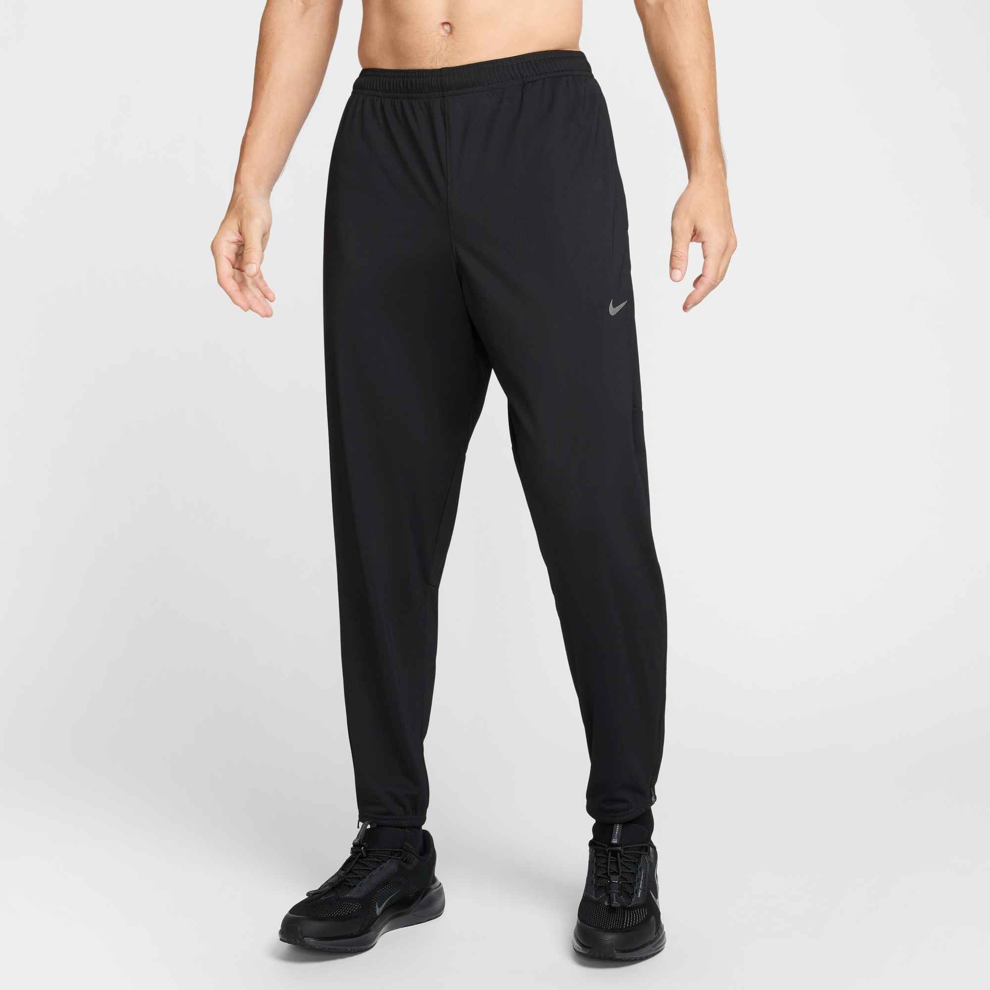 Nike Laufhose M NK DF CHALLENGER KNIT PANT aus Strickmaterial, atmungsaktiv