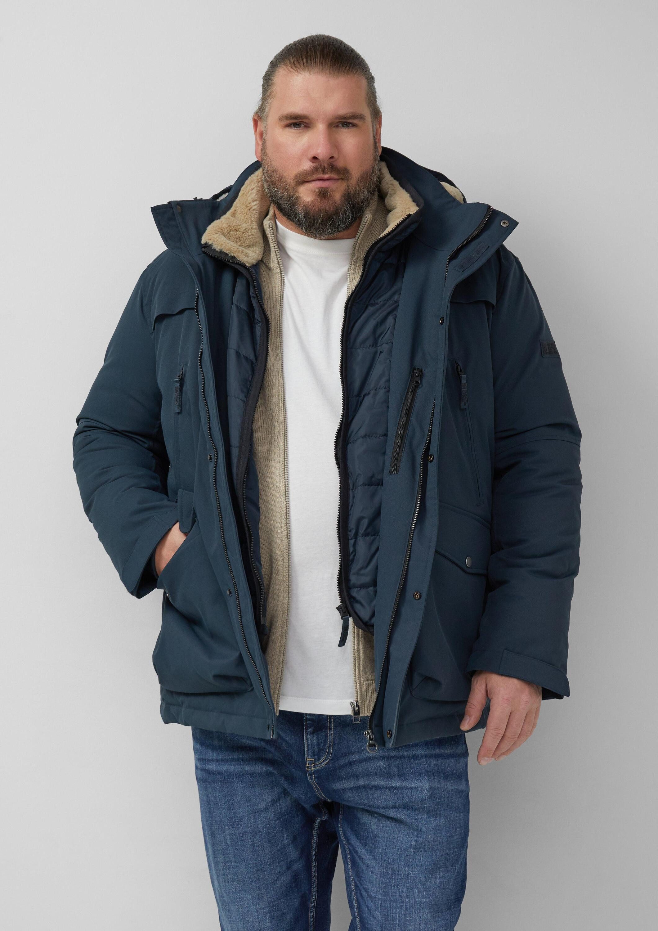 s.Oliver Funktionsjacke Outdoor-Jacke Wasserabweisender Parka mit abnehmbarer Kapuze und Fake-Fur-Futter
