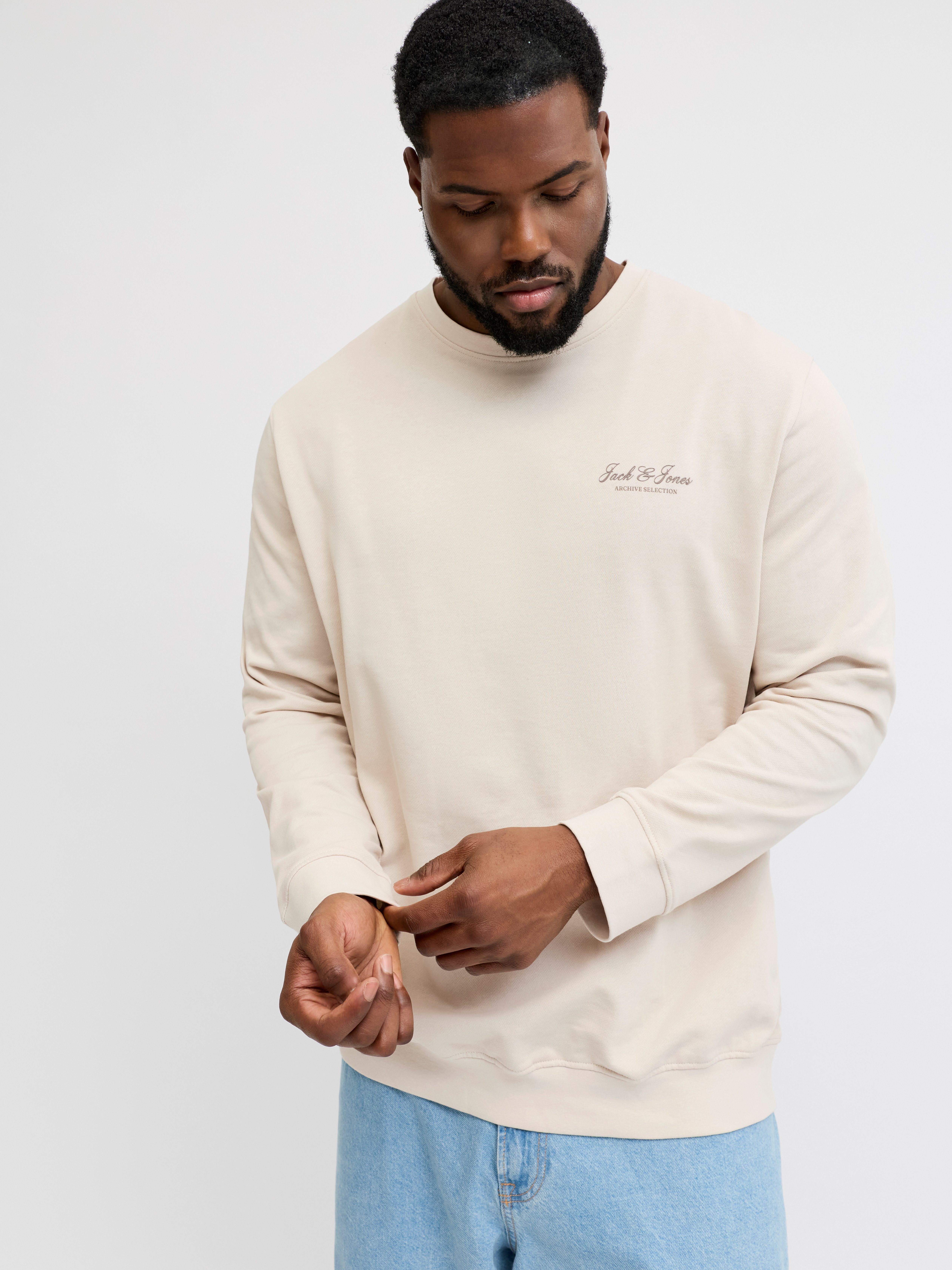 Jack & Jones PlusSize Sweatshirt JJEARCHIVE GRAPHIC SWEAT CN NOOS PLS Baumwollmischung, relaxed fit