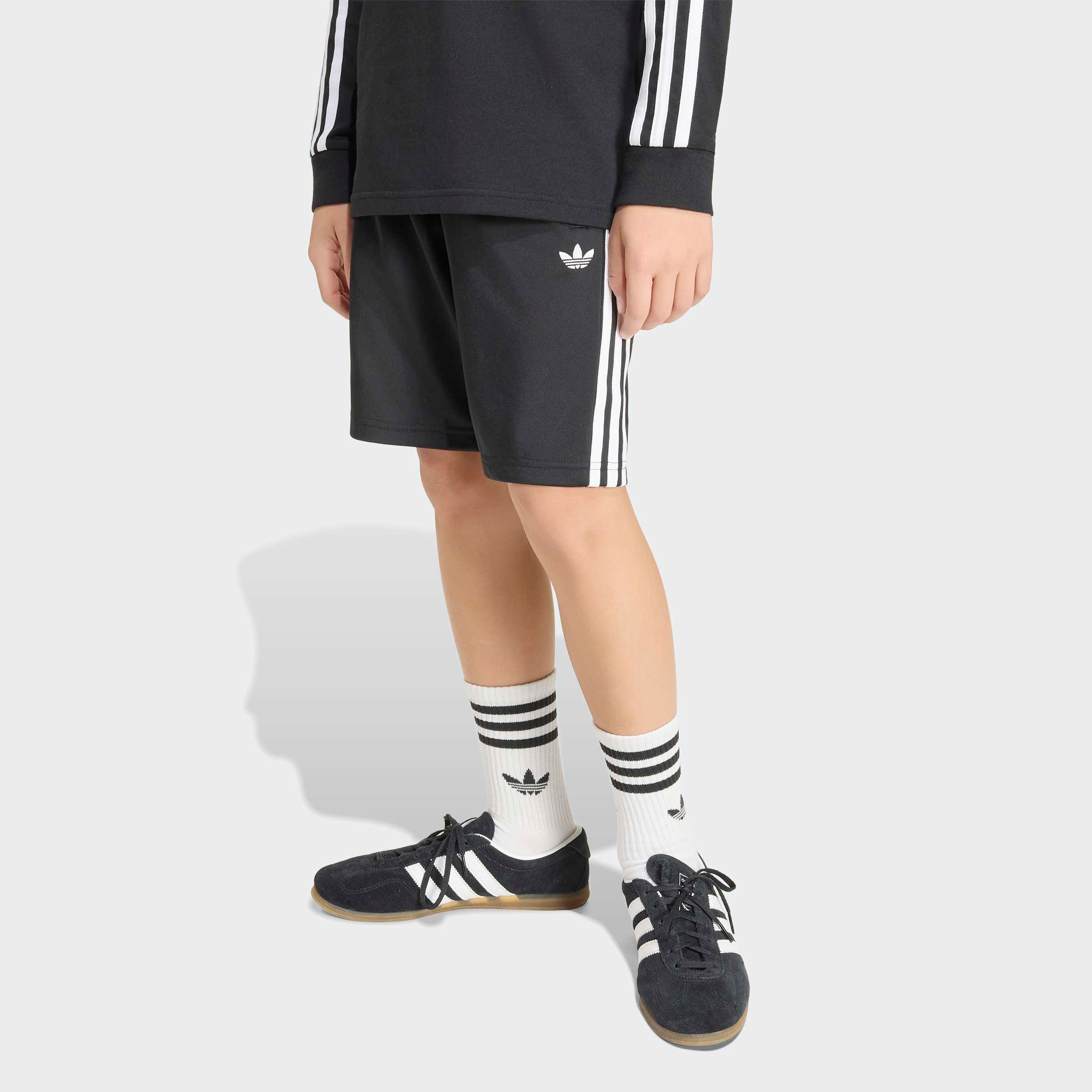adidas Originals Shorts FIREBIRD für Kinder, normal-weit geschnitten, im Bermuda-Stil, sportlicher Stil