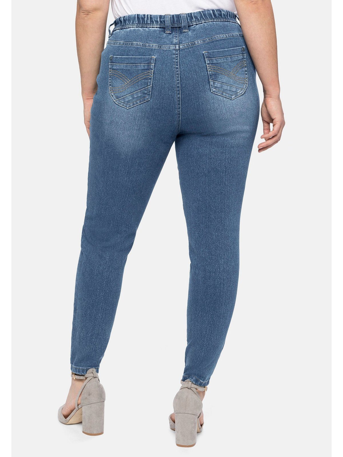 Gehen Sie zum Online-Shop! Sheego Stretch-Jeans Große Größen mit Gürtelschlaufen Gummibund und