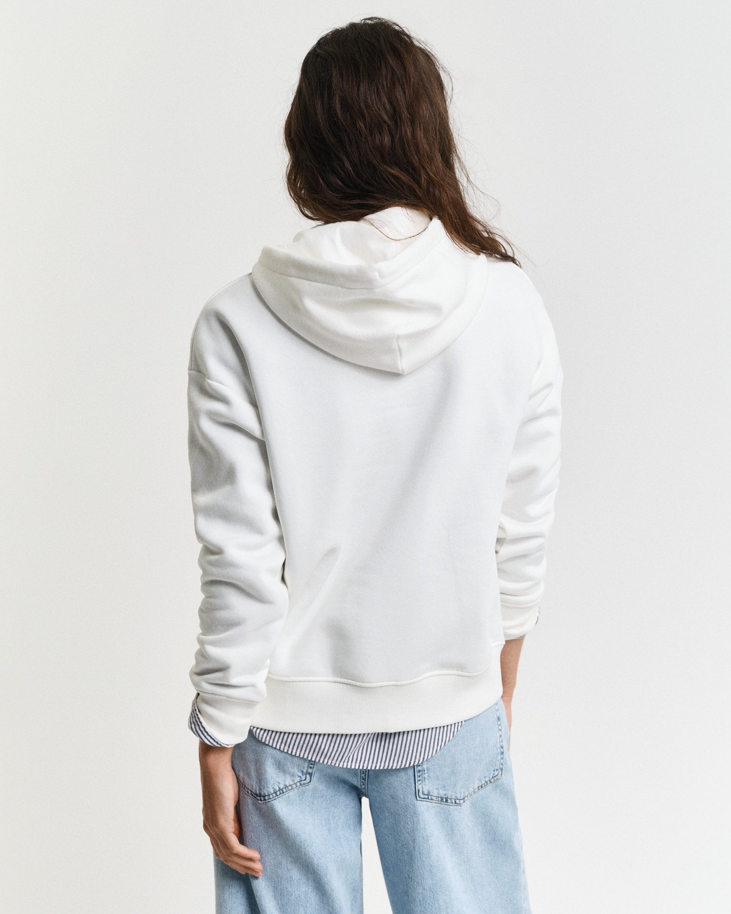 Gant Hoodie SHIELD HOODIE Grafische GANT-Stickerei auf der Brust