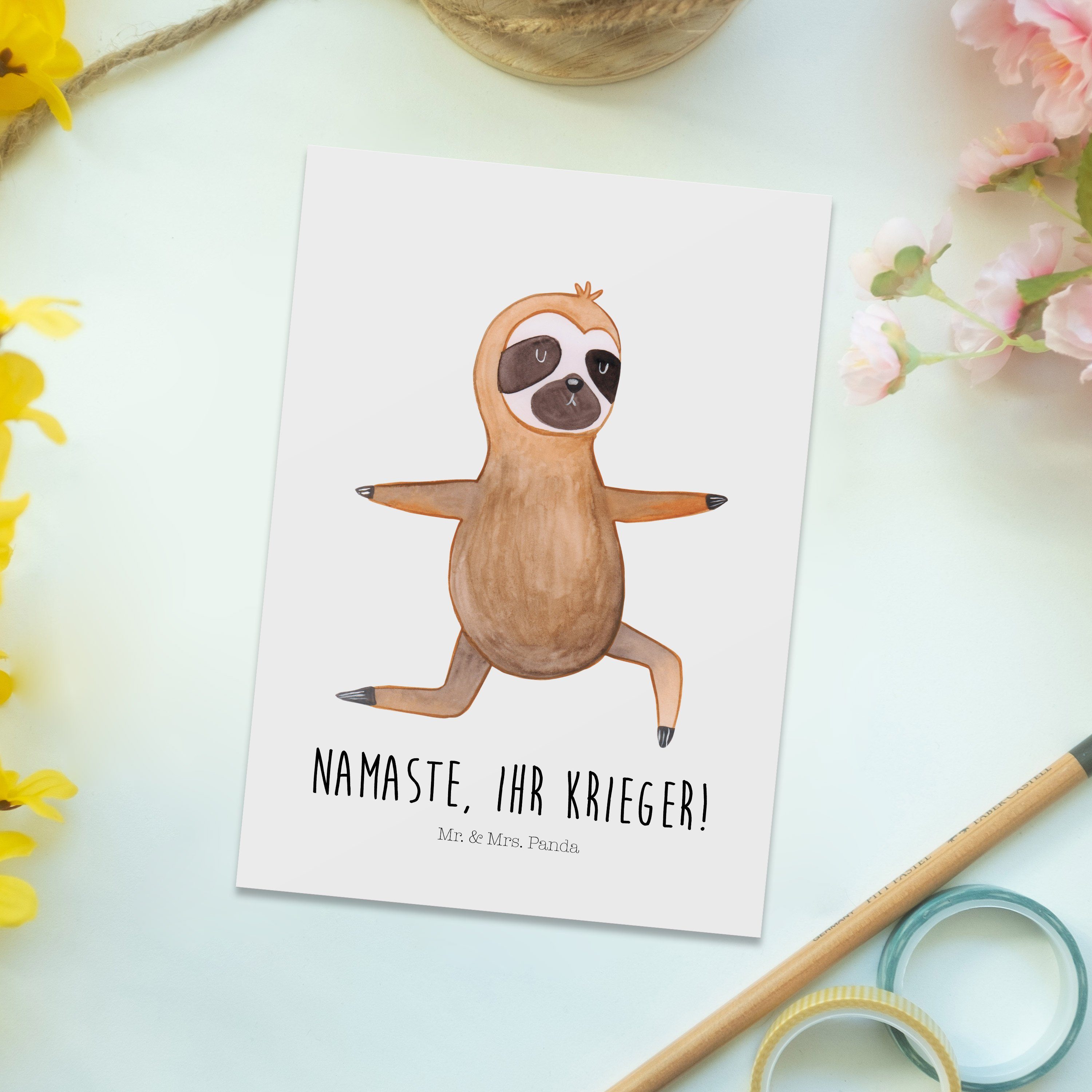 Weiß Geschenk, Grußkarte, Mr. Dankeskarte, Einladungsk - Yoga Panda Postkarte - Mrs. & Faultier