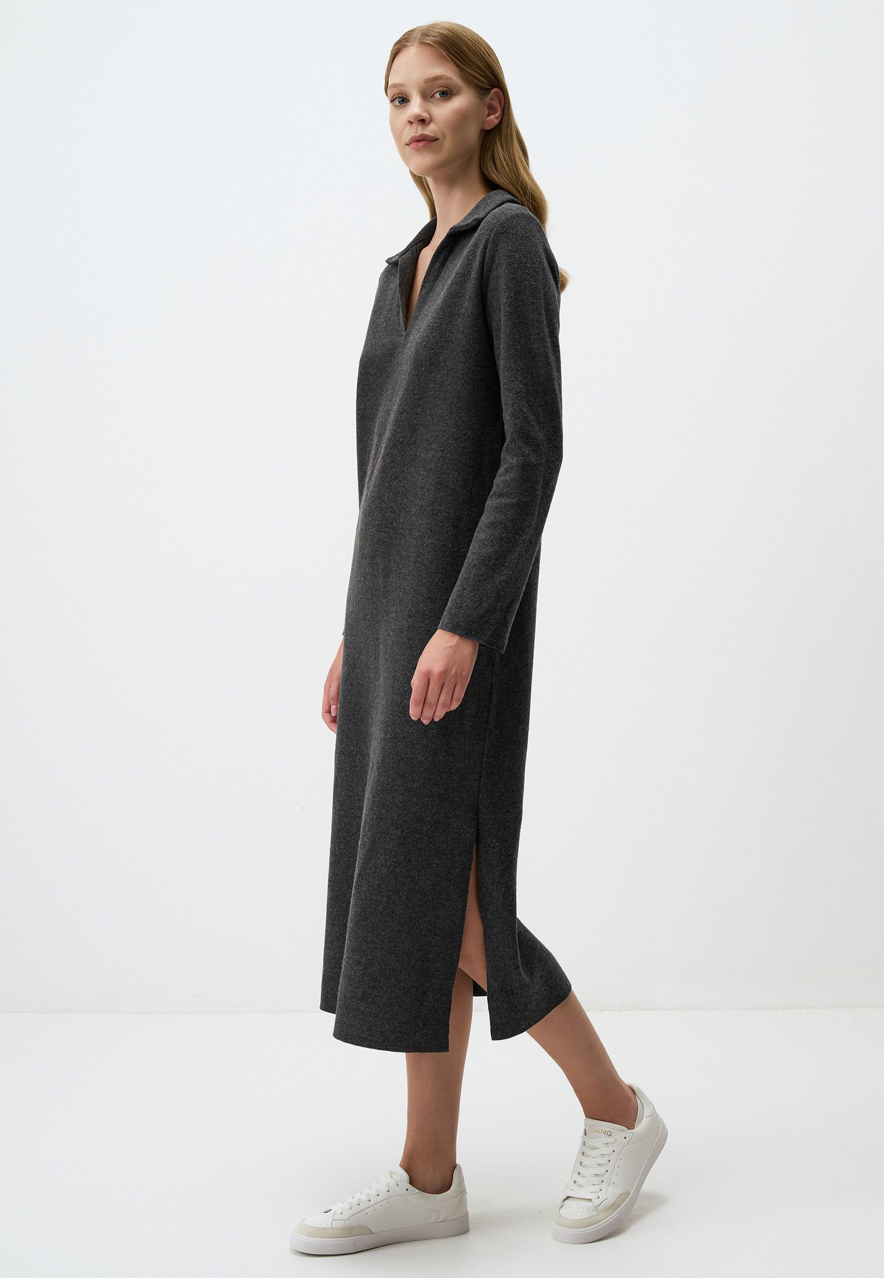 Jimmy Key Strickkleid Polokragen Entspannte Passform günstig online kaufen