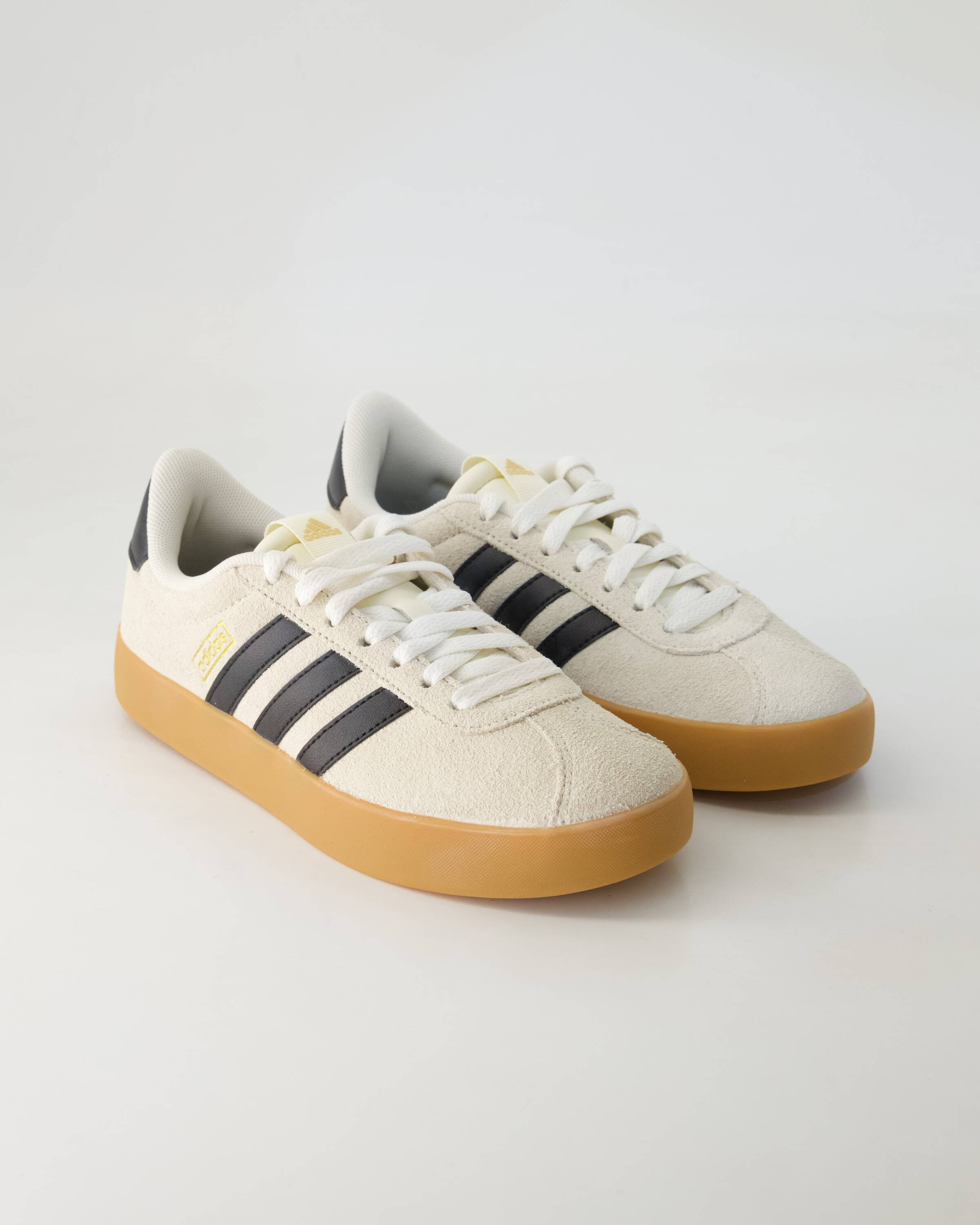 Cream White/Core Black/Gold Metallic