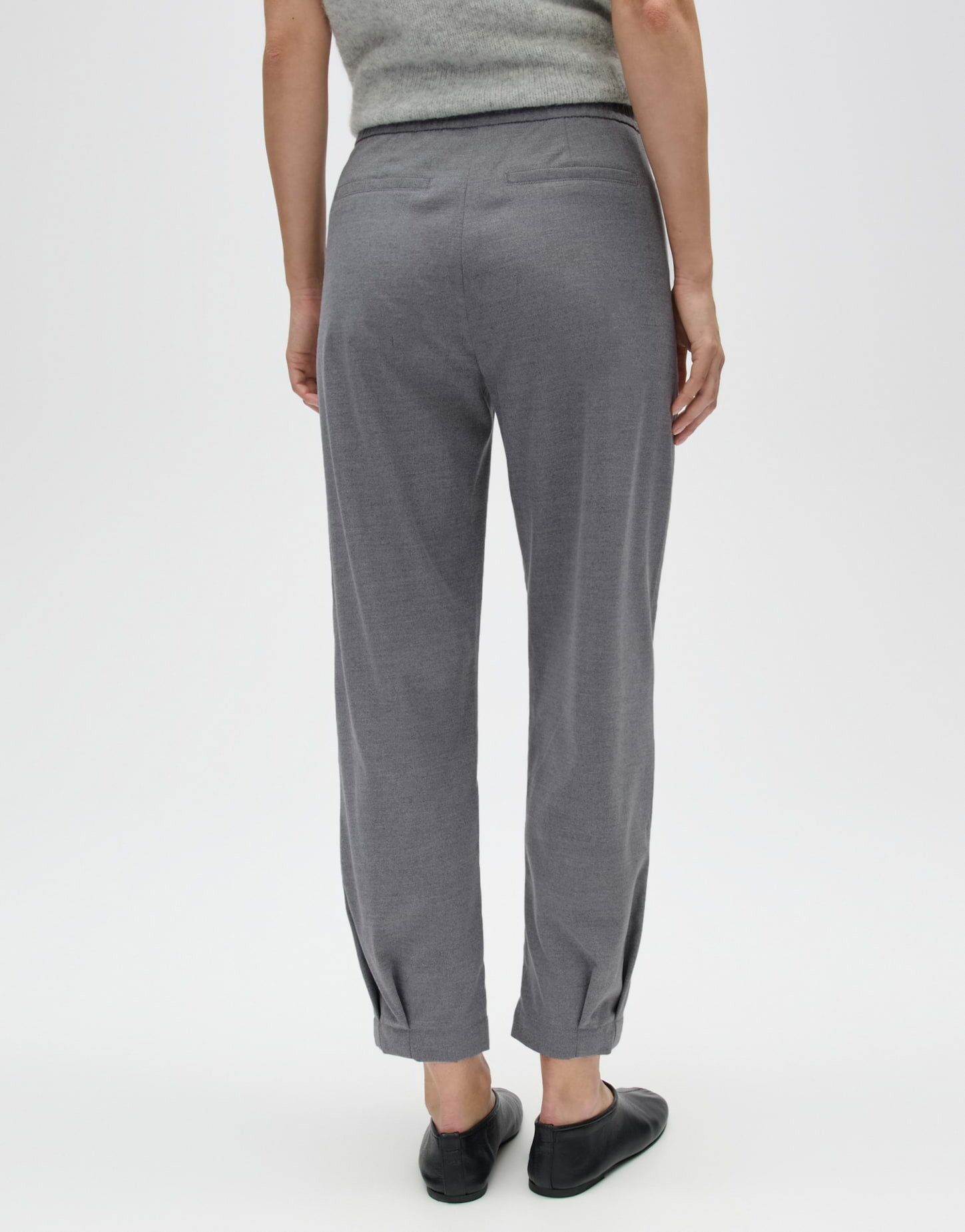 OPUS Stoffhose mit Cargotaschen Schmal zulaufendes Bein mit Cargotaschen und Komfortbund – Bild 3 von 5