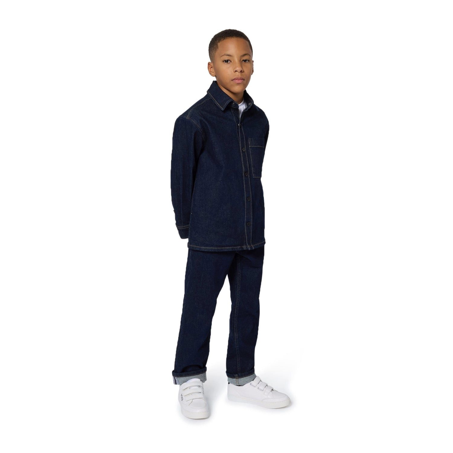 Boss Kidswear Jeanshemd BOSS Kidswear Jeanshemd Langarm, Farbe Roher Denim mit Logo-Badge