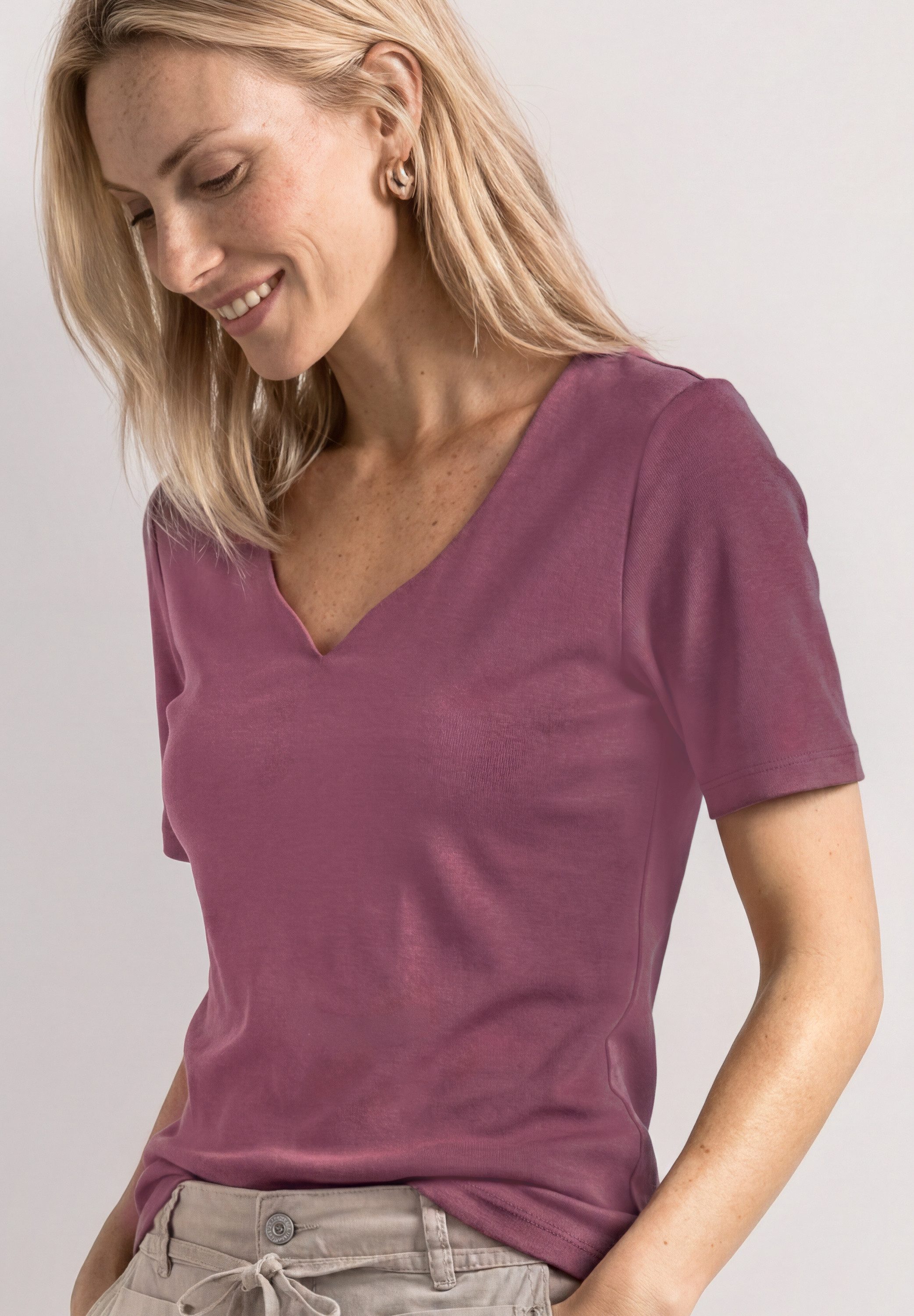 STREET ONE Kurzarmshirt Style Ada Sommershirt mit Herz-Ausschnitt