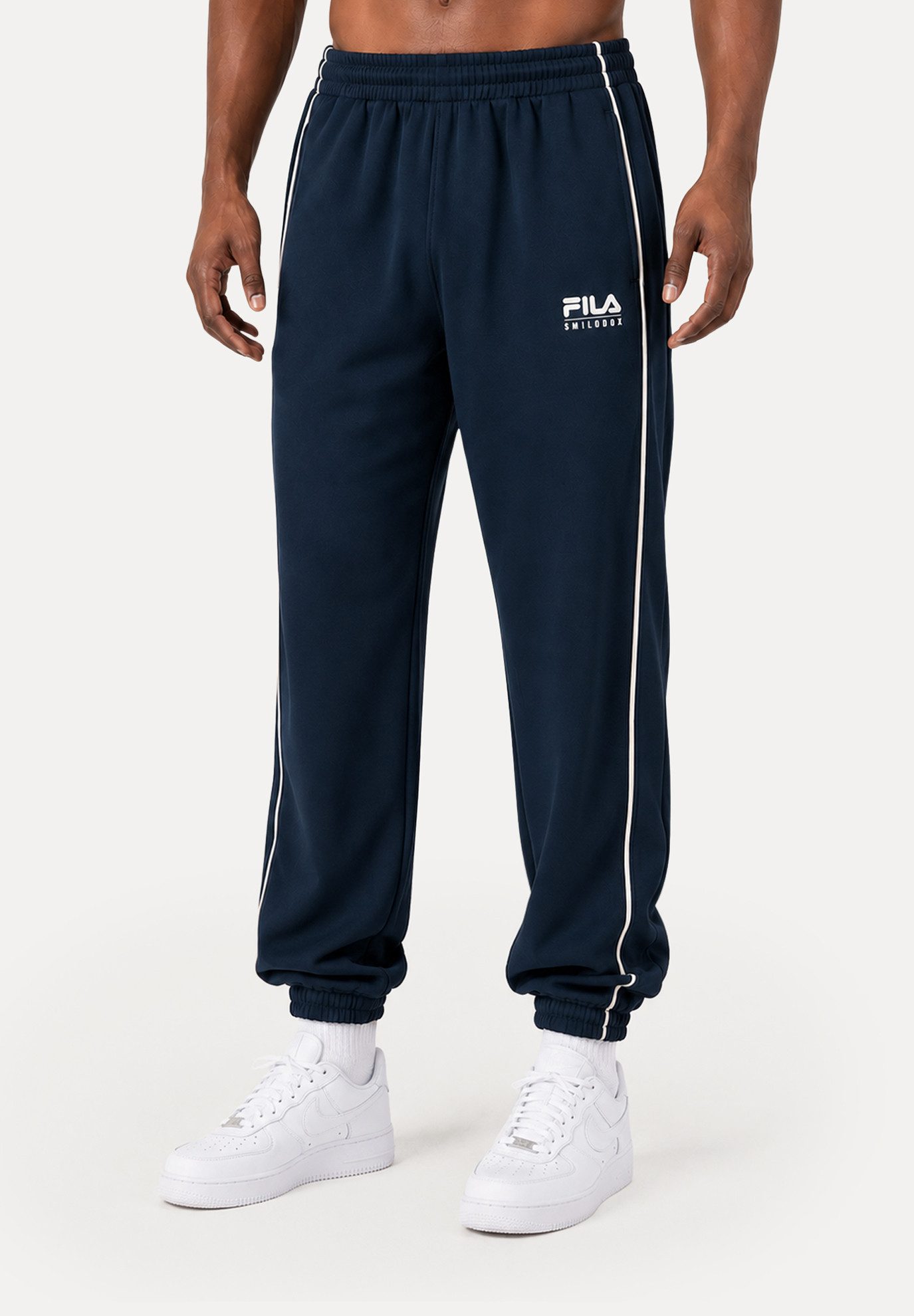 Smilodox Jogginghose Iseo Herren, FILA Jogger, Regular Fit, Baumwolle, für Sport, Freizeit FILA Kollaboration, Side Stripes, Rippbund, Tapered Leg