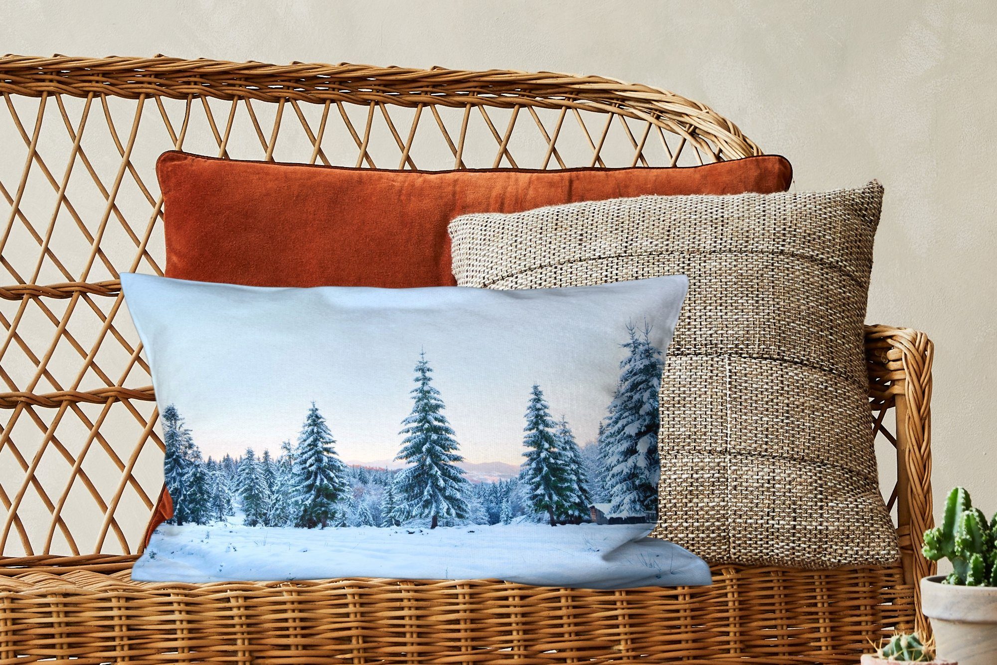 MuchoWow Dekokissen Schnee Zierkissen, Winter mit Schlafzimmer - Dekoration, Dekokissen Füllung, Bäume, Wohzimmer 