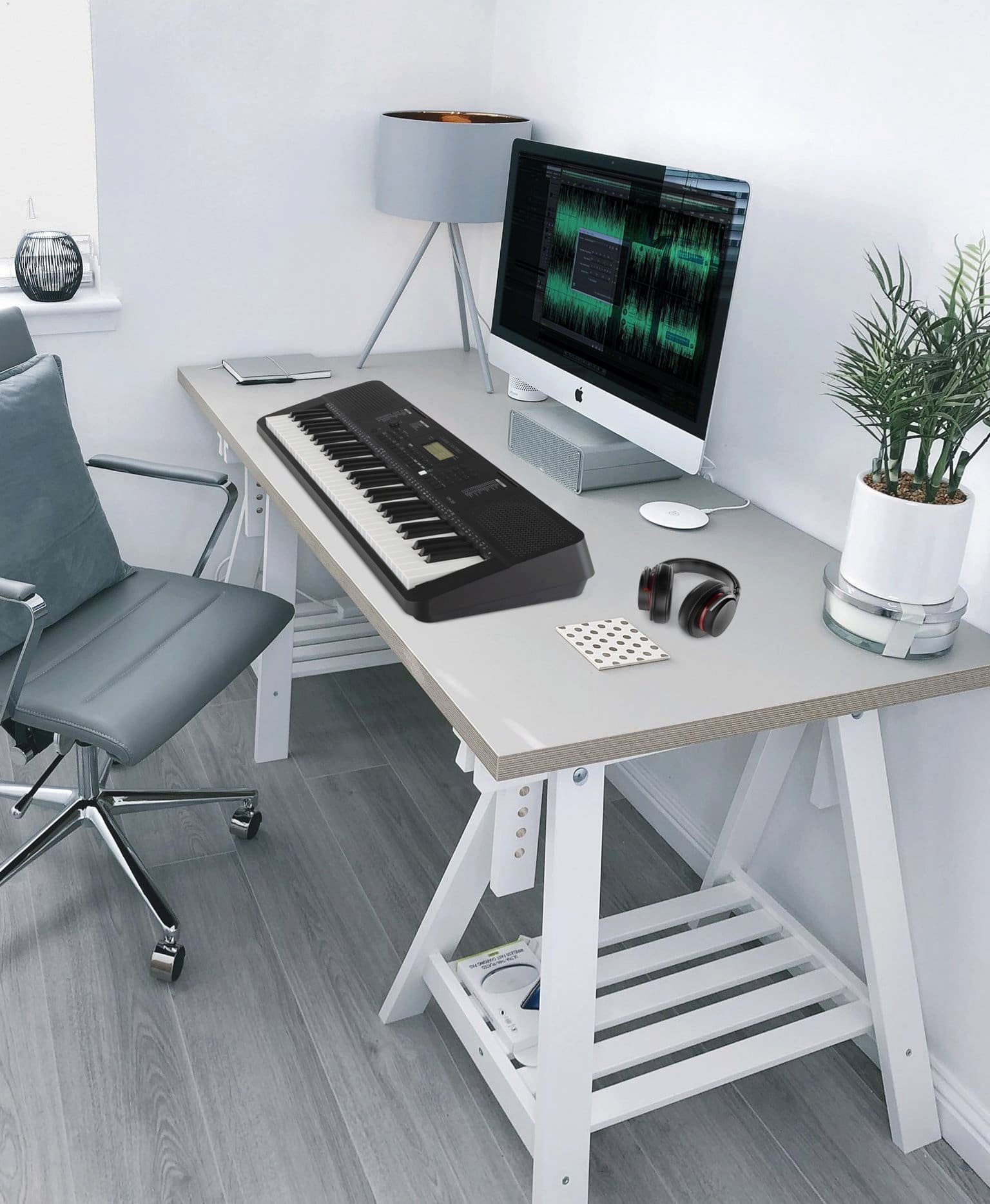 Classic Cantabile Home-Keyboard CPK-203 - Arranger-Keyboard mit 61 anschlagdynamischen Tasten (Spar-Set, 3-St., inkl. Keyboardständer und Kopfhörer), 480 Klänge, USB, DSP-Klangprozessor und Begleitautomatik