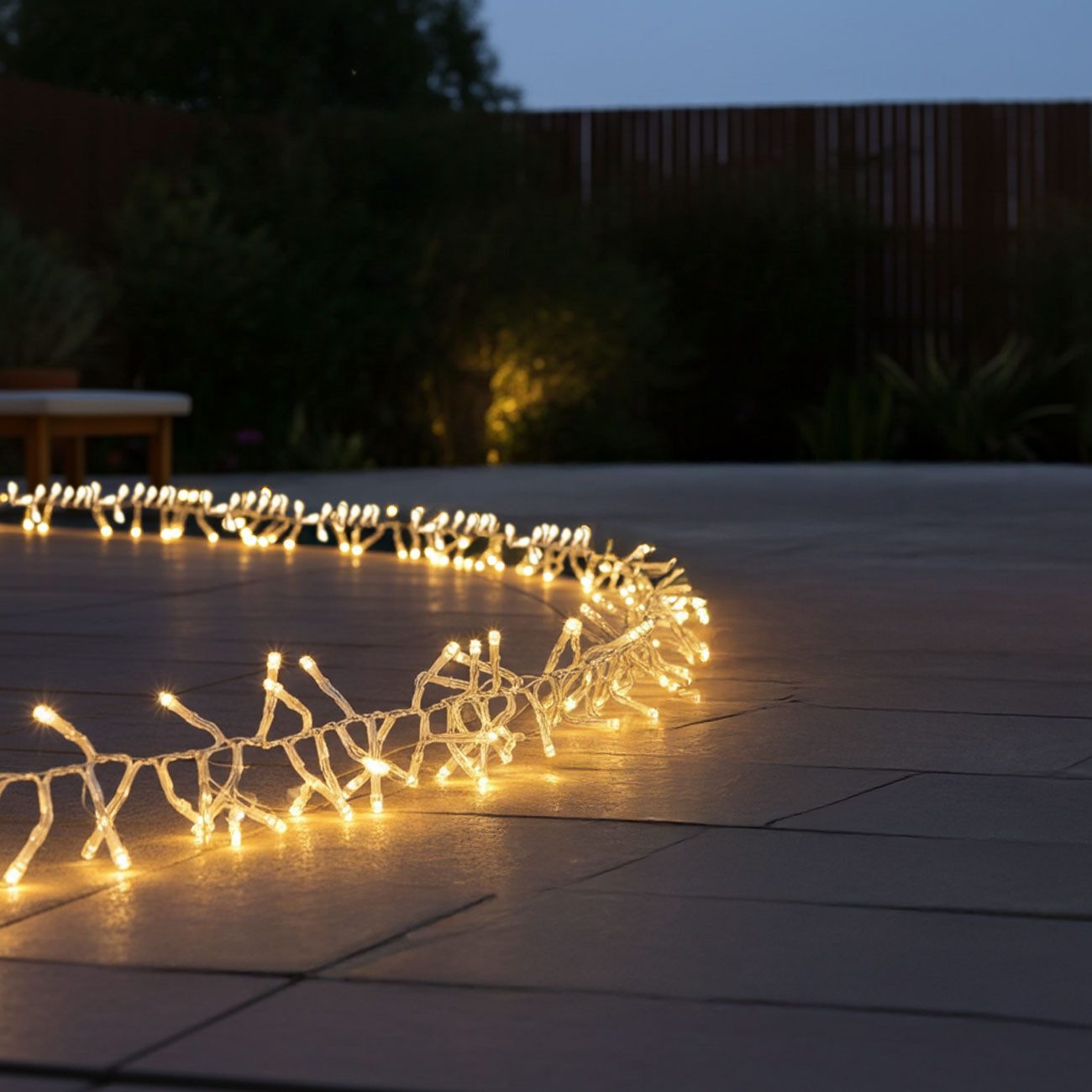 shop'n smile ideoon LED-Lichterkette LED-Büschel-Lichterkette 3m, 300 warmweiße LEDs 8 Modi IP44 für außen, 300 warmweiße LEDs mit Abstand (1 cm) für Büscheleffekt