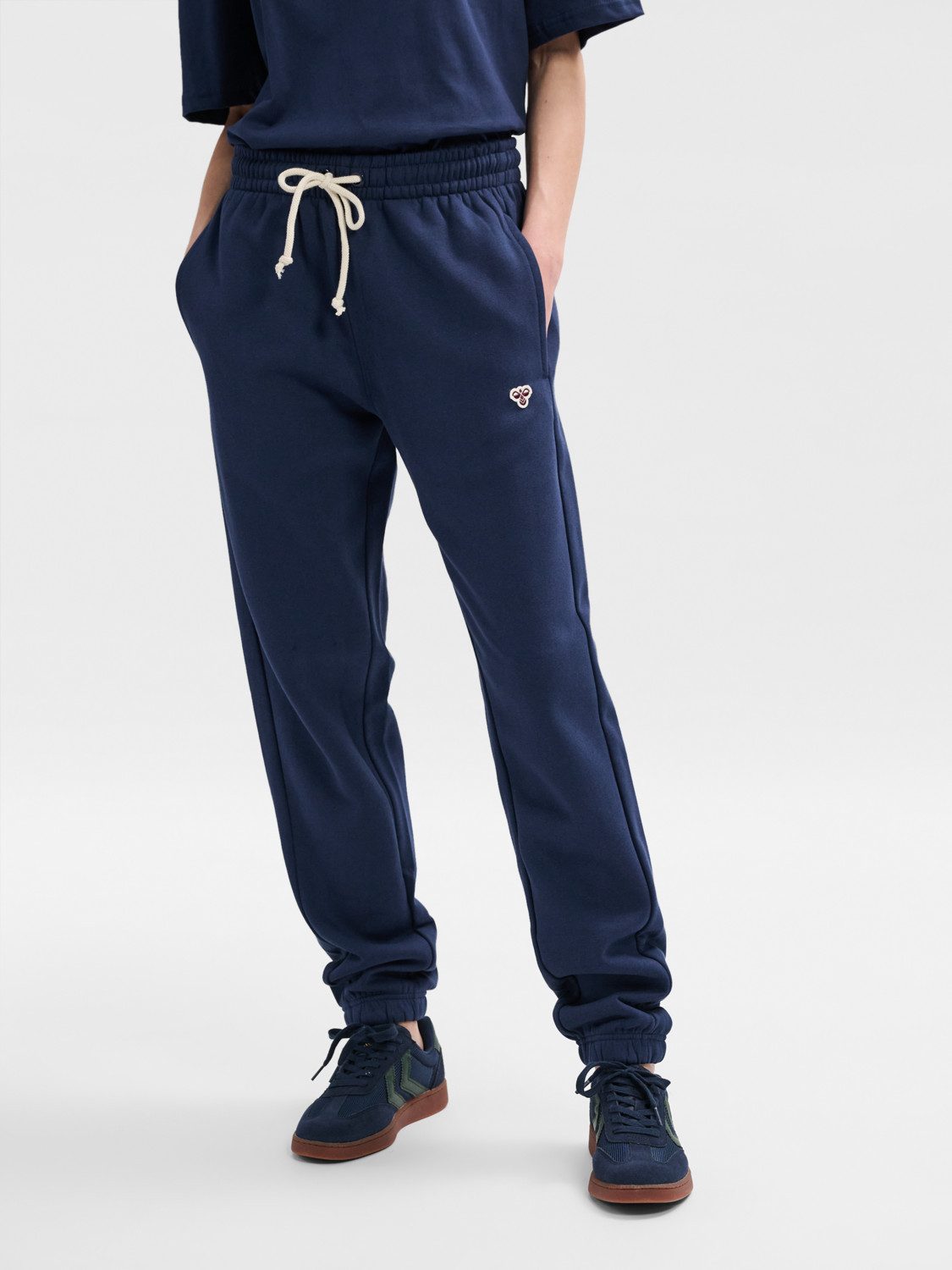 hummel Jogginghose hmlREGULAR SWEATPANT BEE – günstig online kaufen