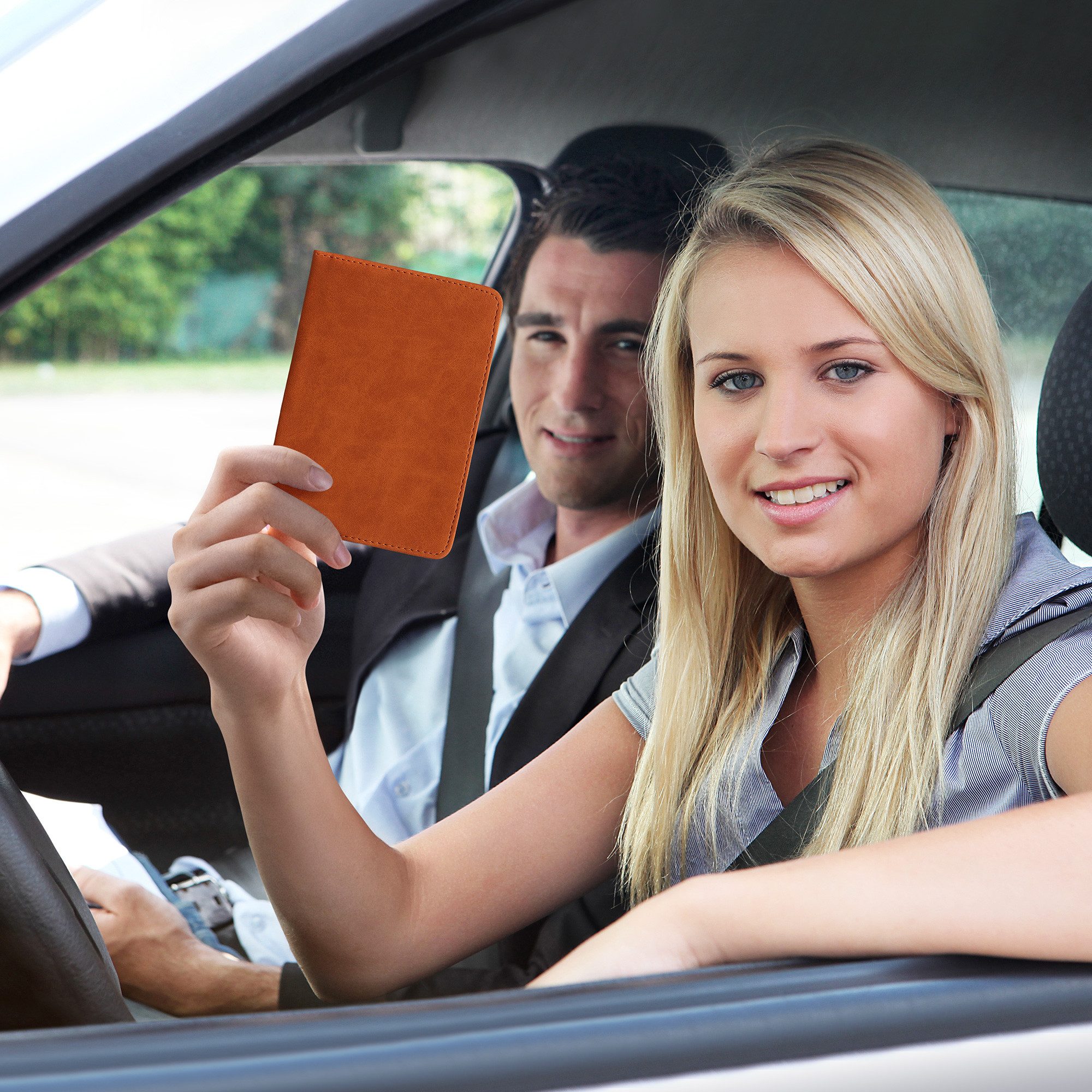 kwmobile Etui kwmobile Fahrzeugschein Hülle mit Kartenfächern - Kunstleder günstig online kaufen