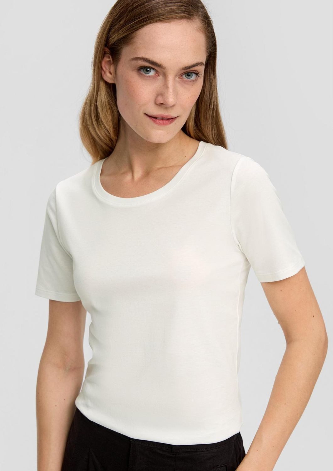 s.Oliver T-Shirt Basic mit Rundhals-Ausschnitt in Slim Fit