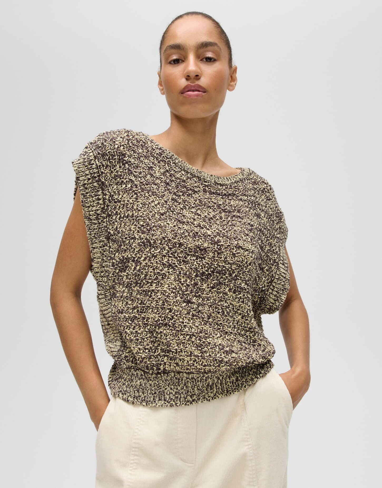 OPUS Pullunder Podenna aus weichem Strick mit Mélange Effekt Der Überschnittene Arm sorgt für eine relaxte Silhouette