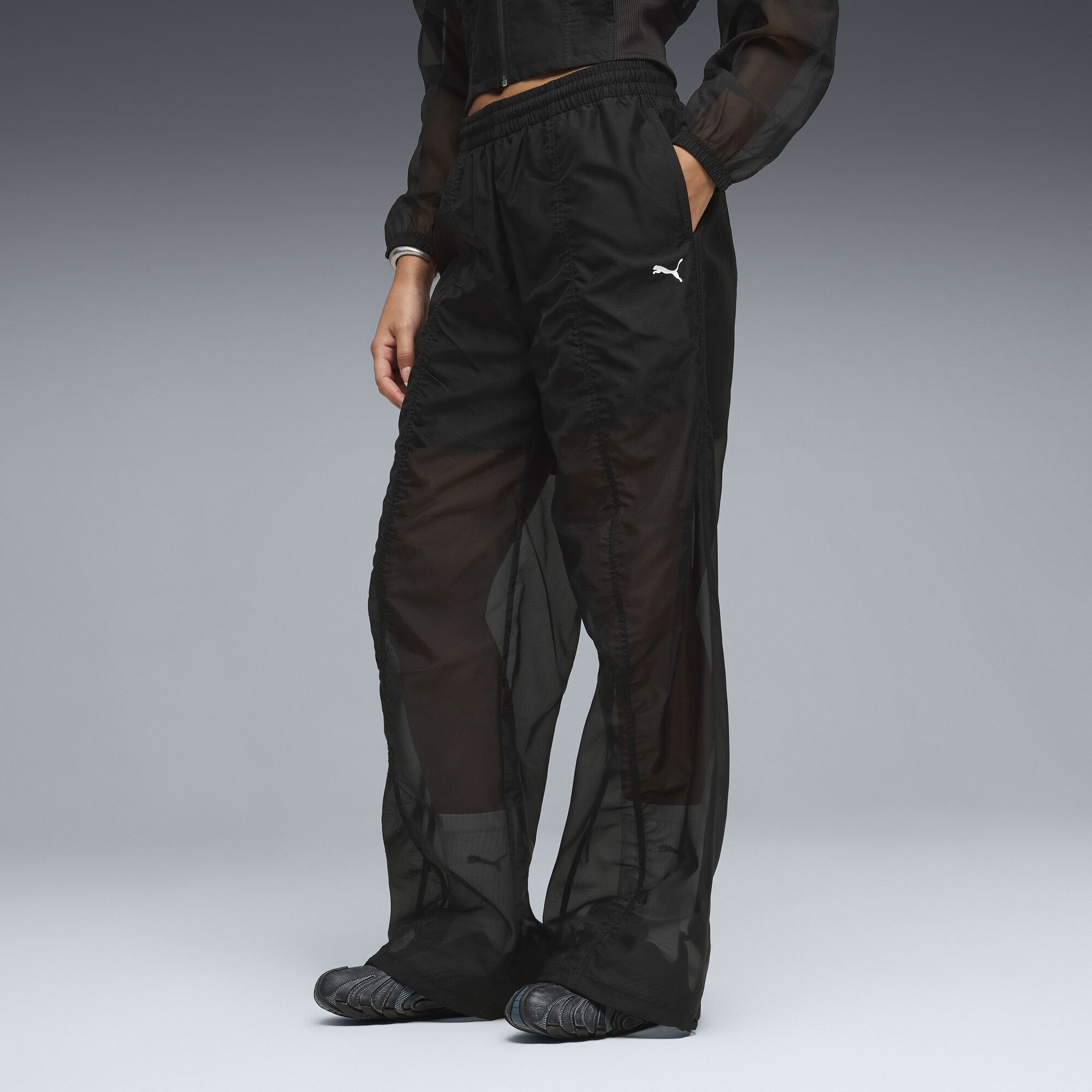 PUMA Sporthose Dare To Relaxed Gewebte Hose Damen günstig online kaufen