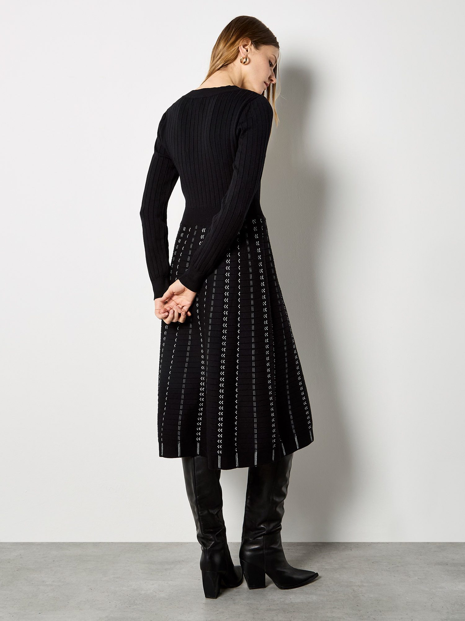 Apricot Strickkleid Midikleid in Rippstrick