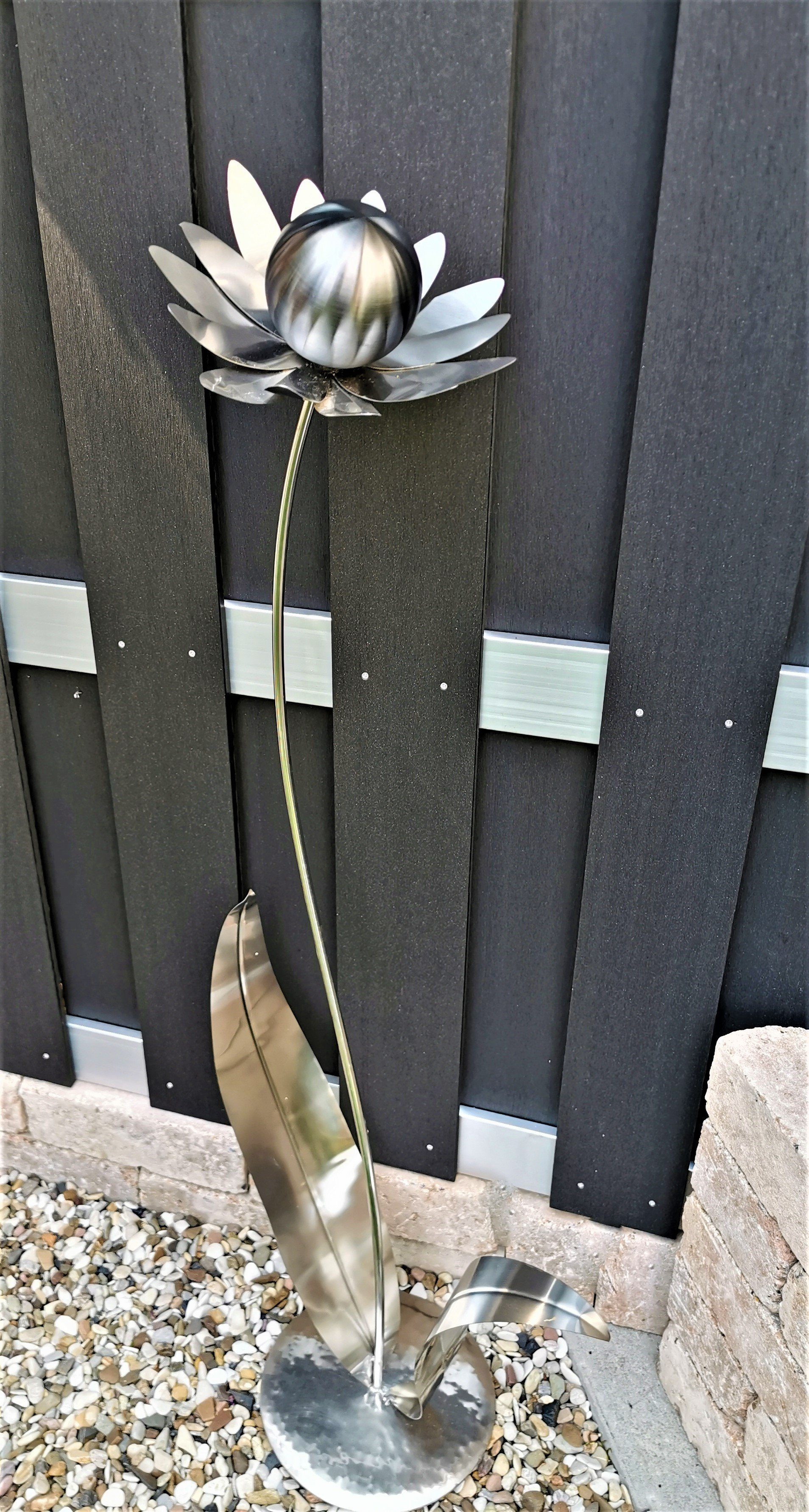 Jürgen Bocker Garten-Ambiente Gartenstecker Skulptur Blume Palermo Edelstahl Kugel schwarz matt gebürstet 120 cm Dekoration Garten